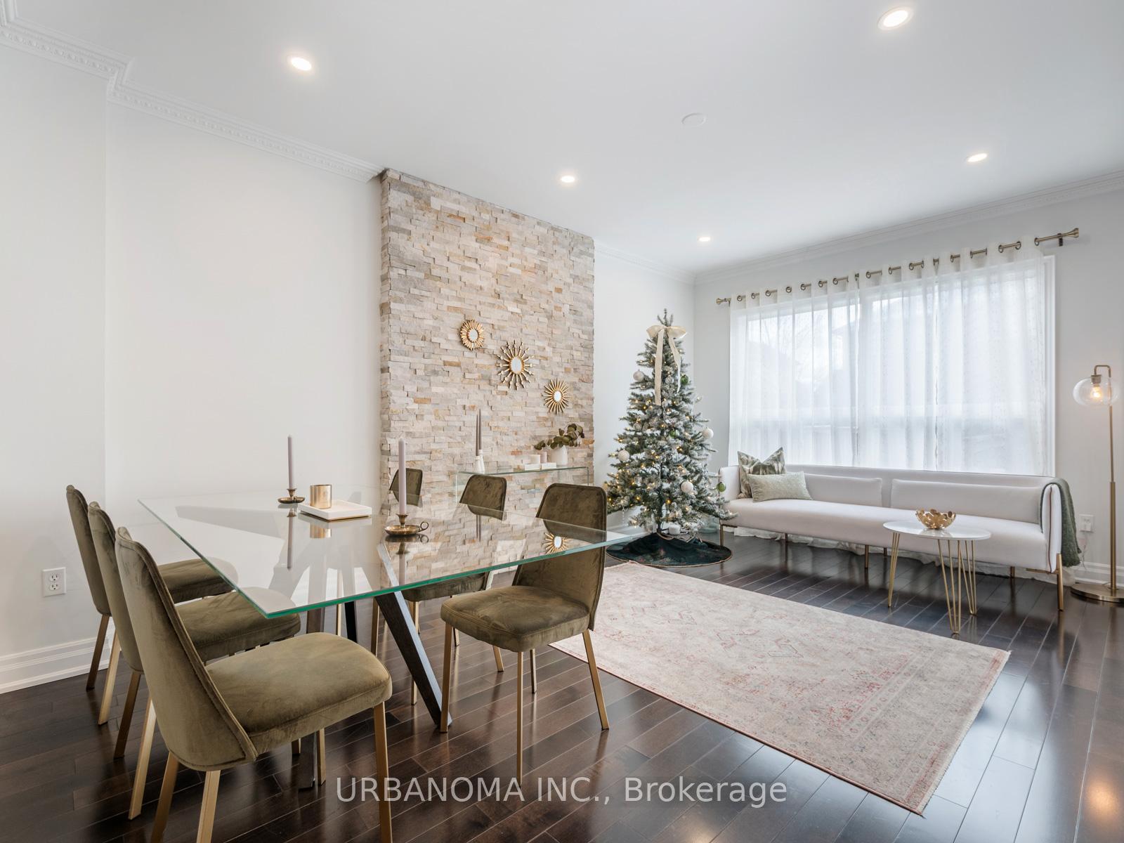 Photo 5 of 24 Palmette Drive, Richmond Hill, Oak Ridges Lake Wilcox — HOMEH