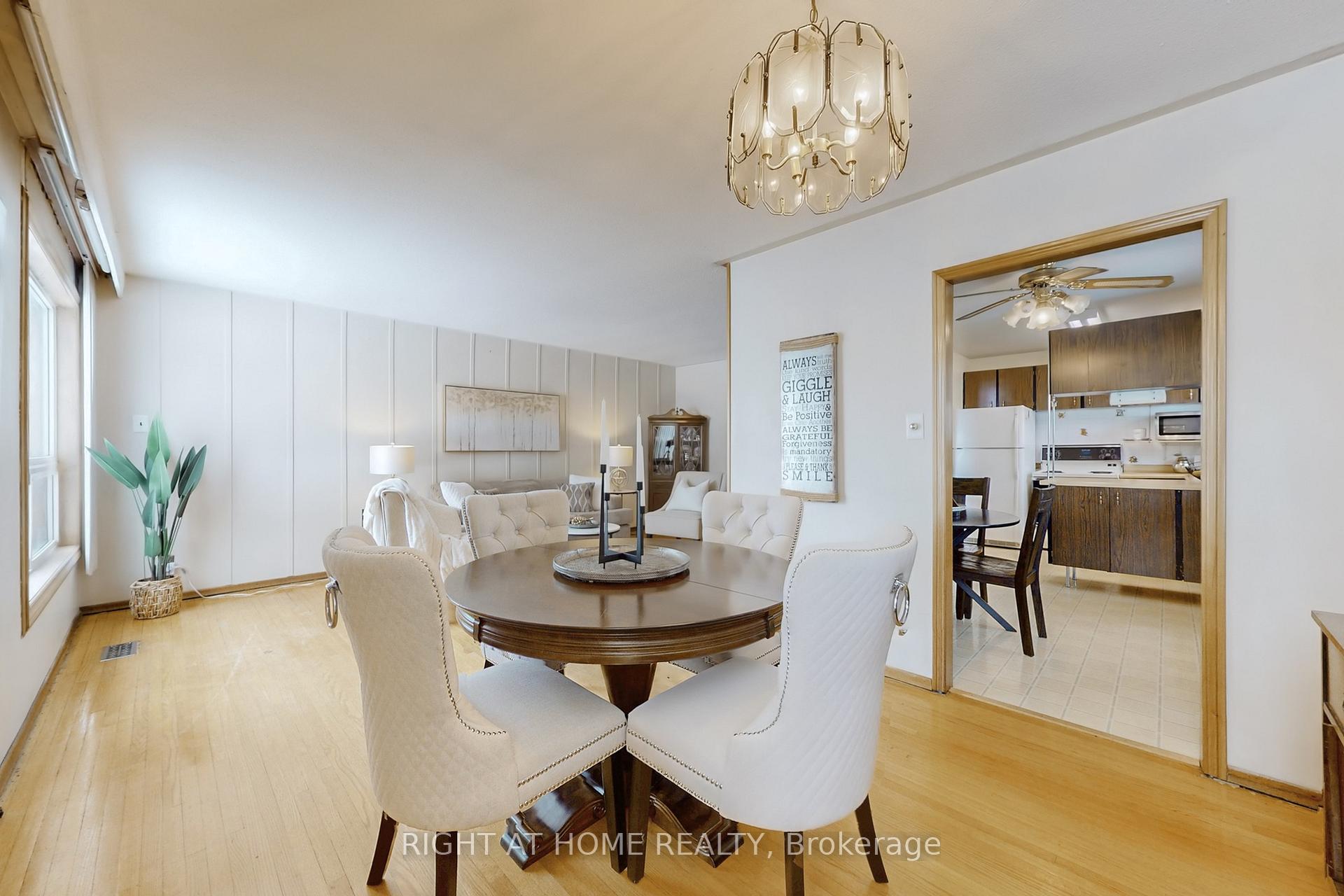 Photo 7 of 878 Reytan Boulevard, Pickering, Bay Ridges — HOMEH