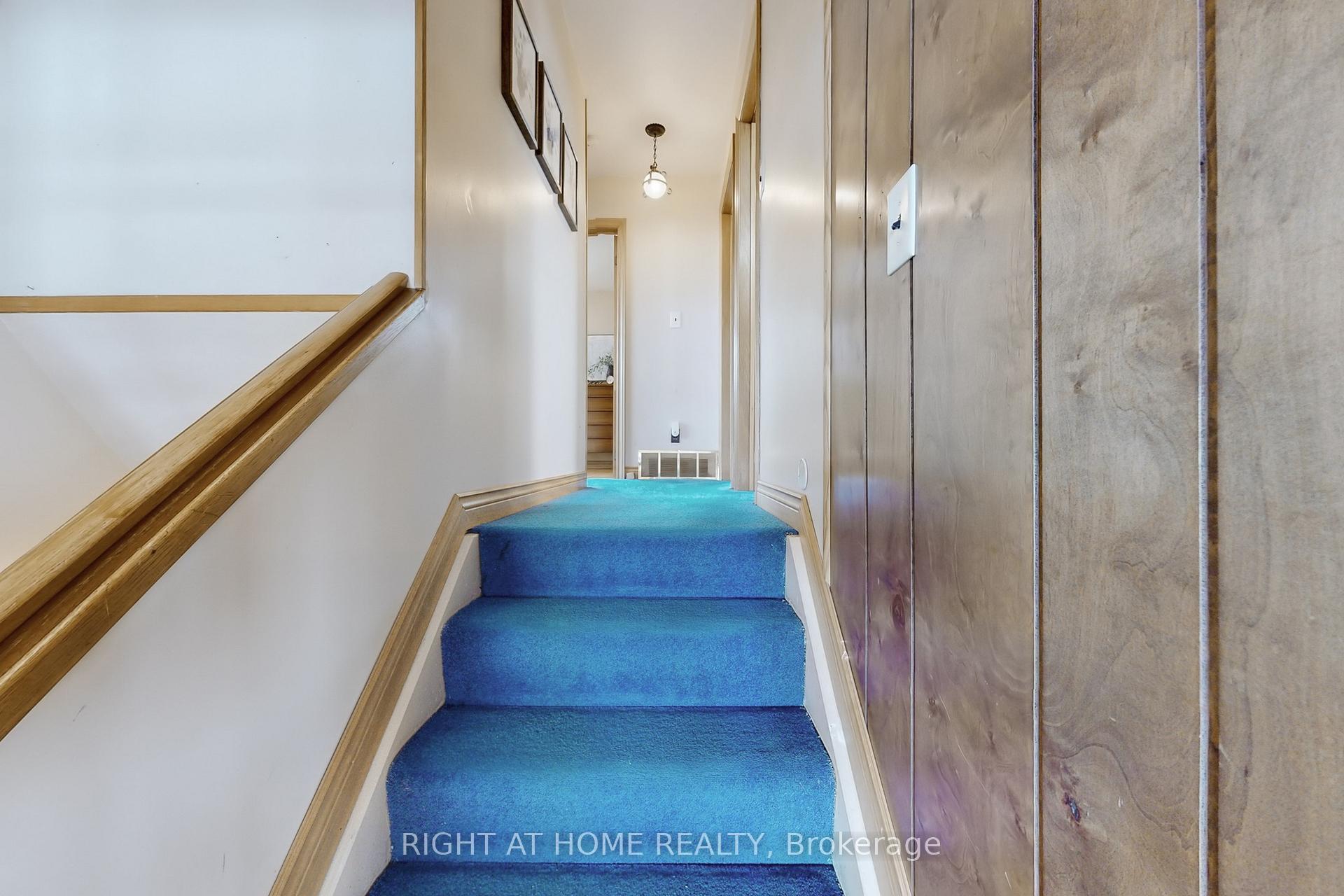 Photo 17 of 878 Reytan Boulevard, Pickering, Bay Ridges — HOMEH