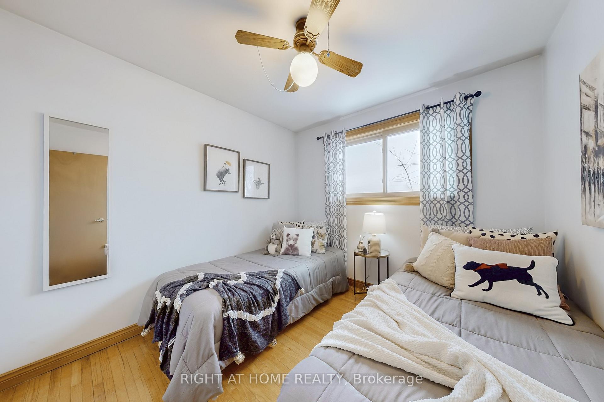 Photo 23 of 878 Reytan Boulevard, Pickering, Bay Ridges — HOMEH