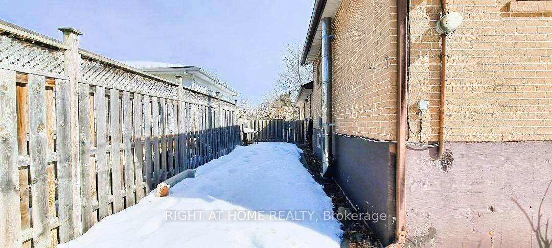 Photo 44 of 878 Reytan Boulevard, Pickering, Bay Ridges — HOMEH