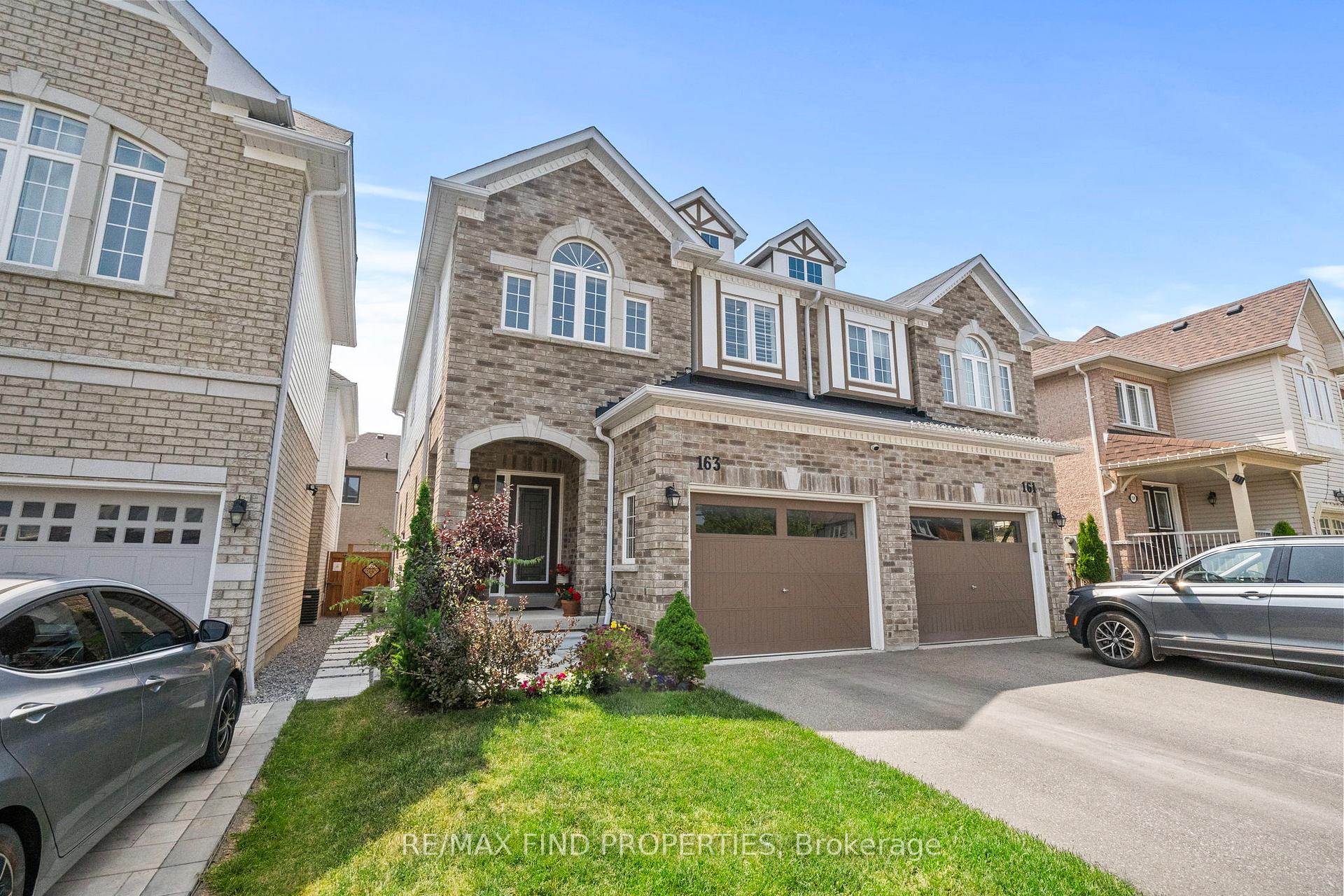 Photo 2 of 163 Whitefoot Crescent, Ajax, South East — HOMEH