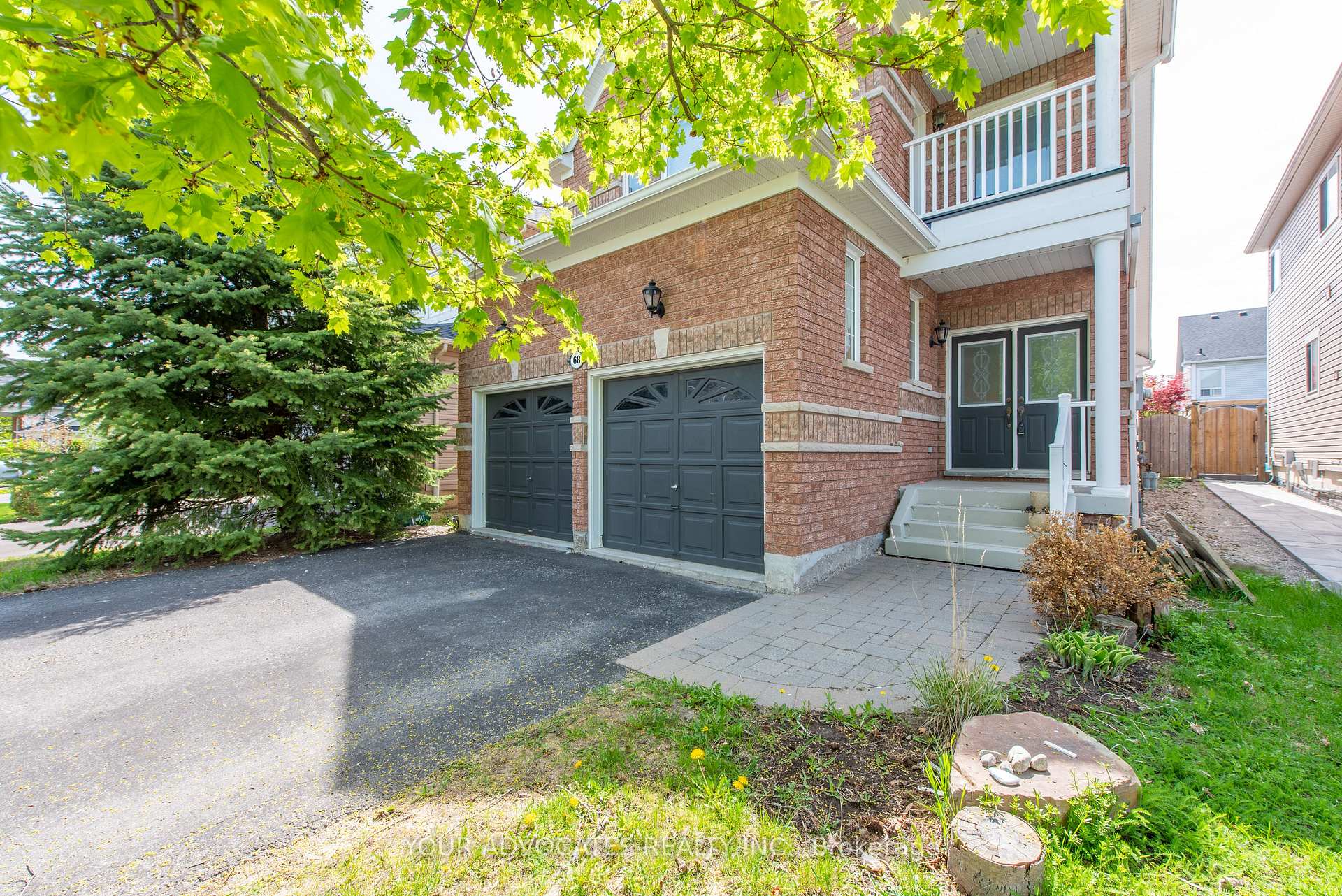 Photo 2 of 68 Kenilworth Crescent, Whitby, Brooklin — HOMEH