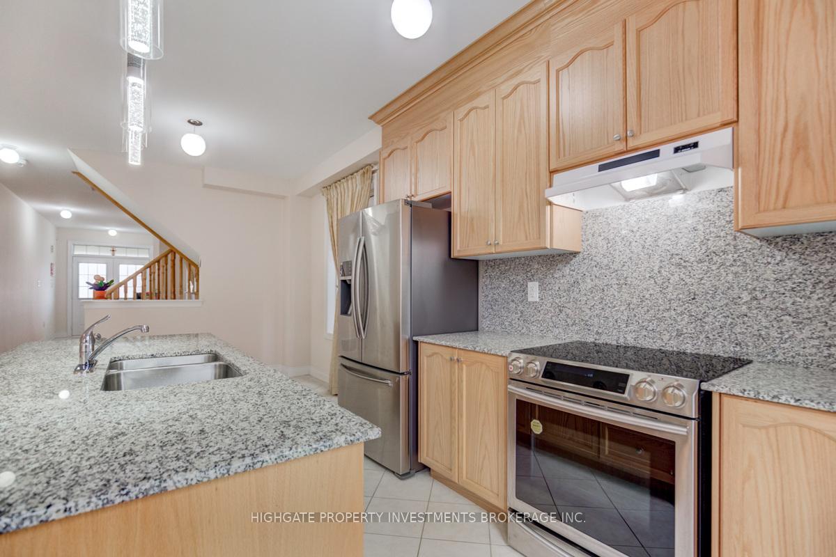 Photo 7 of 18 Andreeta Drive, Vaughan, Kleinburg — HOMEH