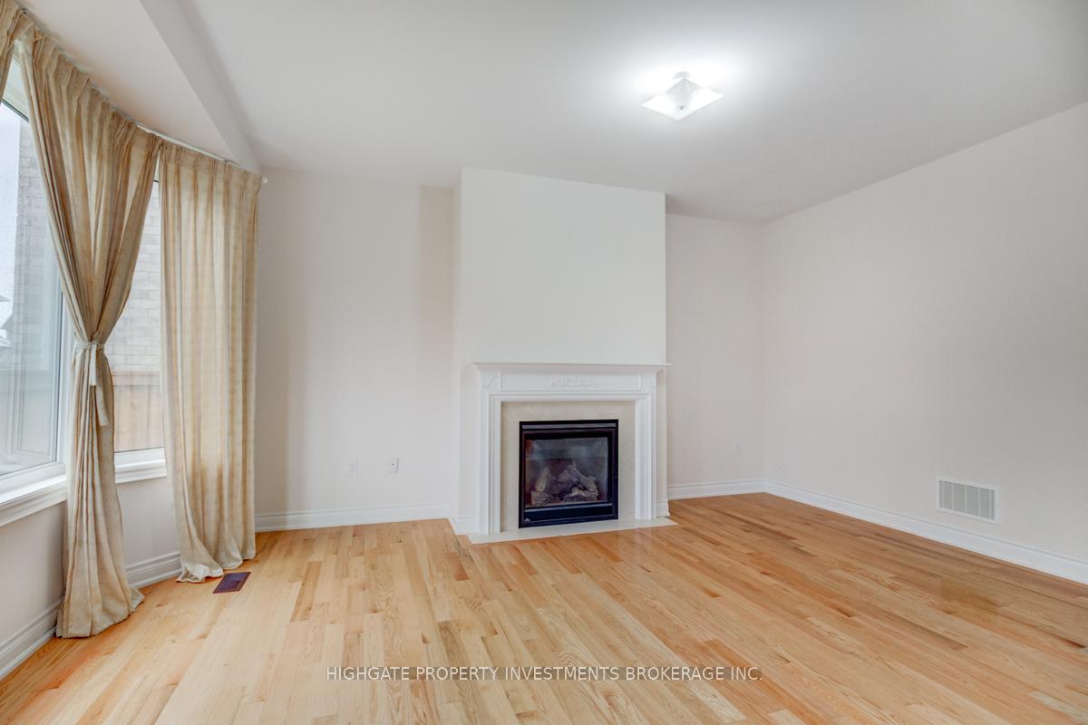 Photo 9 of 18 Andreeta Drive, Vaughan, Kleinburg — HOMEH
