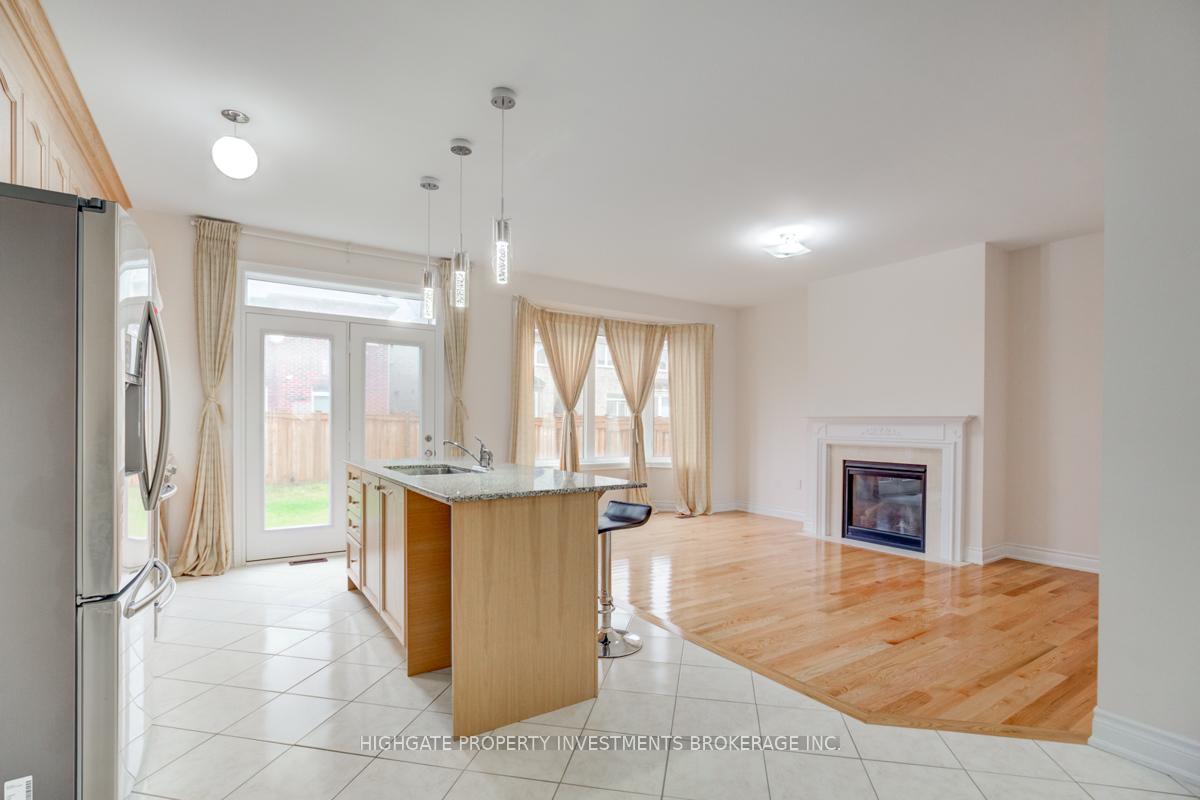 Photo 11 of 18 Andreeta Drive, Vaughan, Kleinburg — HOMEH