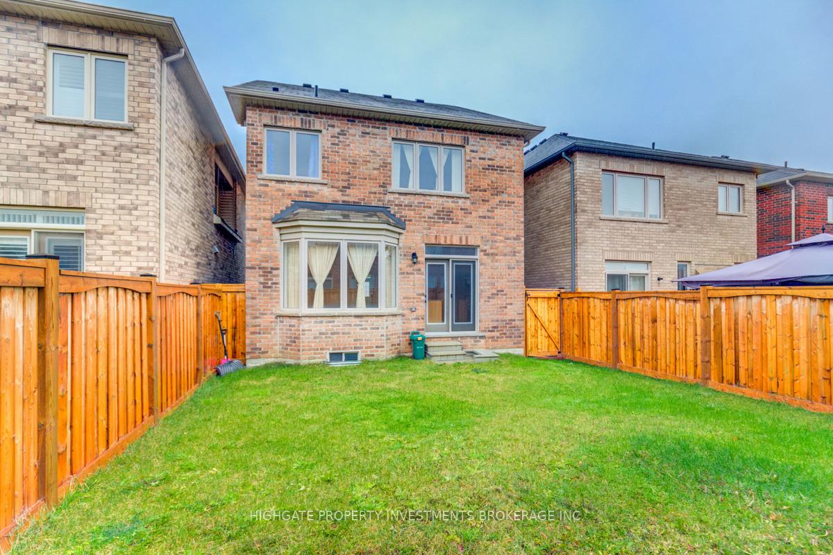 Photo 20 of 18 Andreeta Drive, Vaughan, Kleinburg — HOMEH
