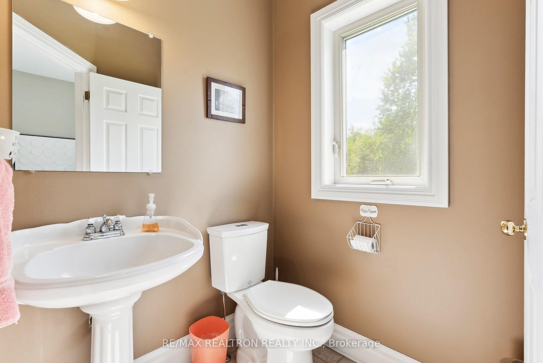 Photo 25 of 20 Grouse Court, Whitby, Rural Whitby — HOMEH