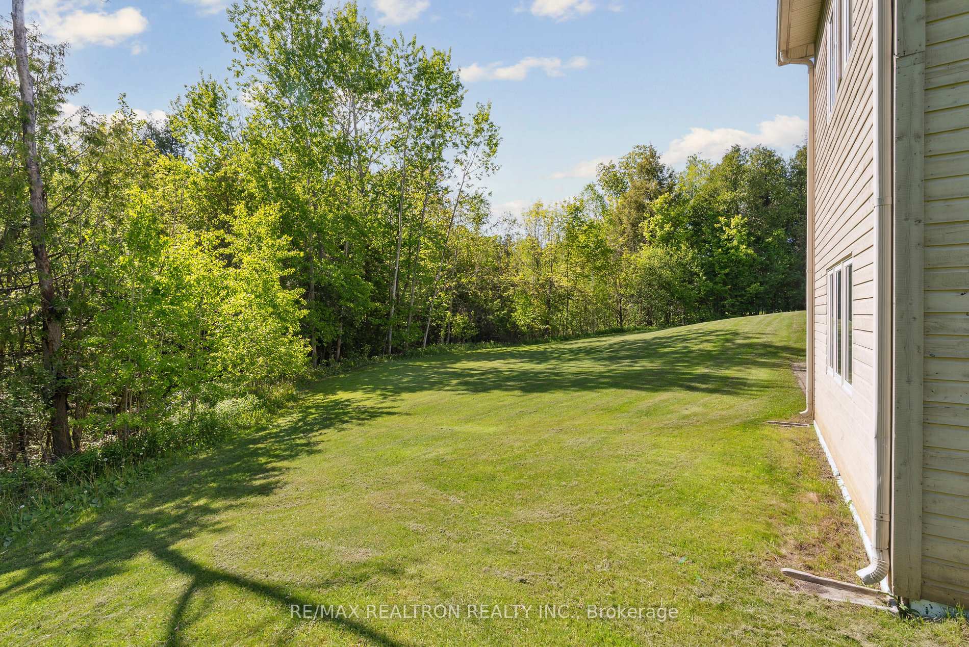 Photo 35 of 20 Grouse Court, Whitby, Rural Whitby — HOMEH