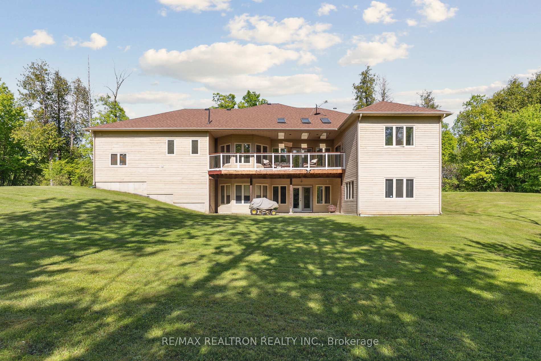 Photo 36 of 20 Grouse Court, Whitby, Rural Whitby — HOMEH