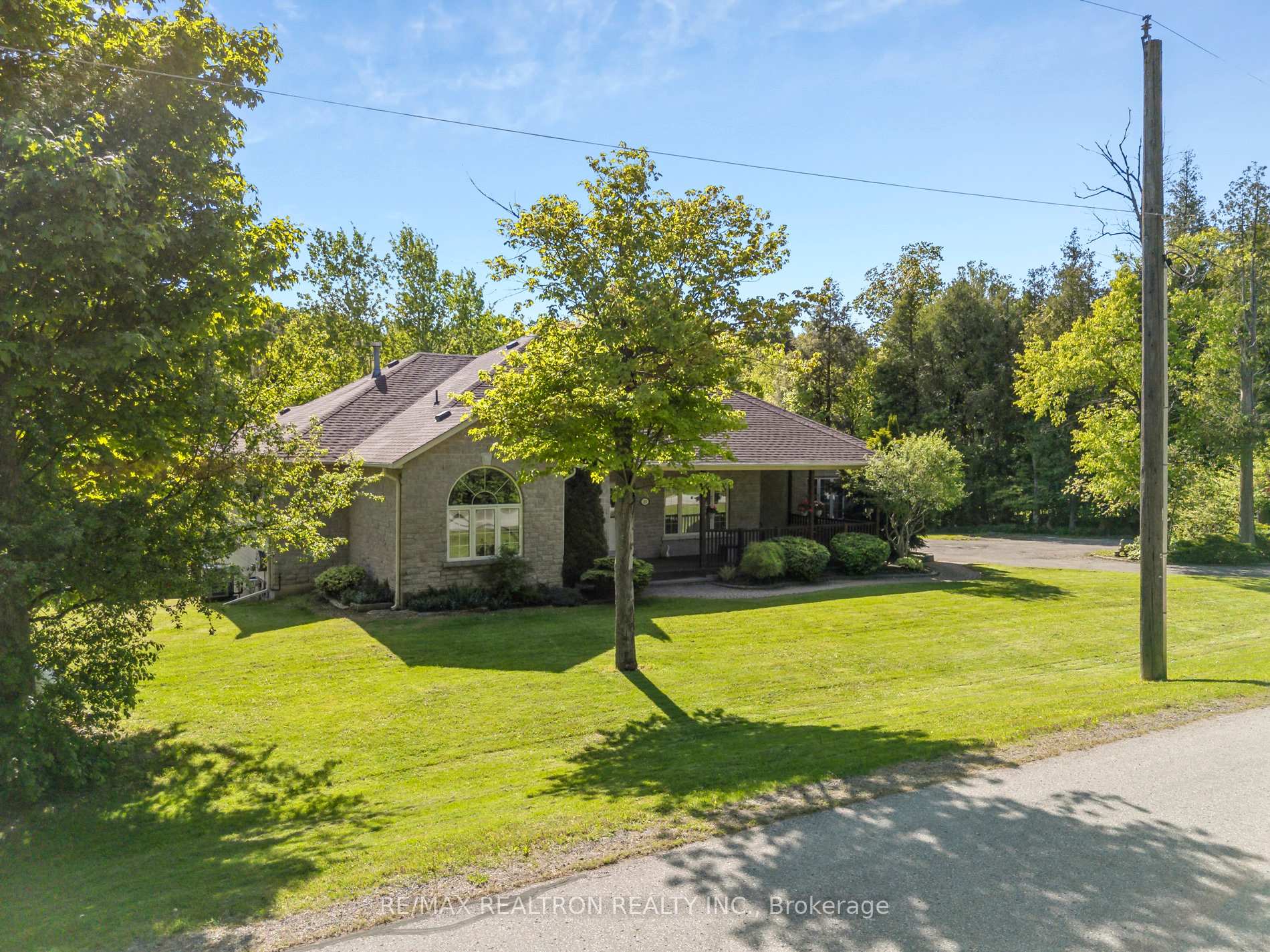 Photo 37 of 20 Grouse Court, Whitby, Rural Whitby — HOMEH