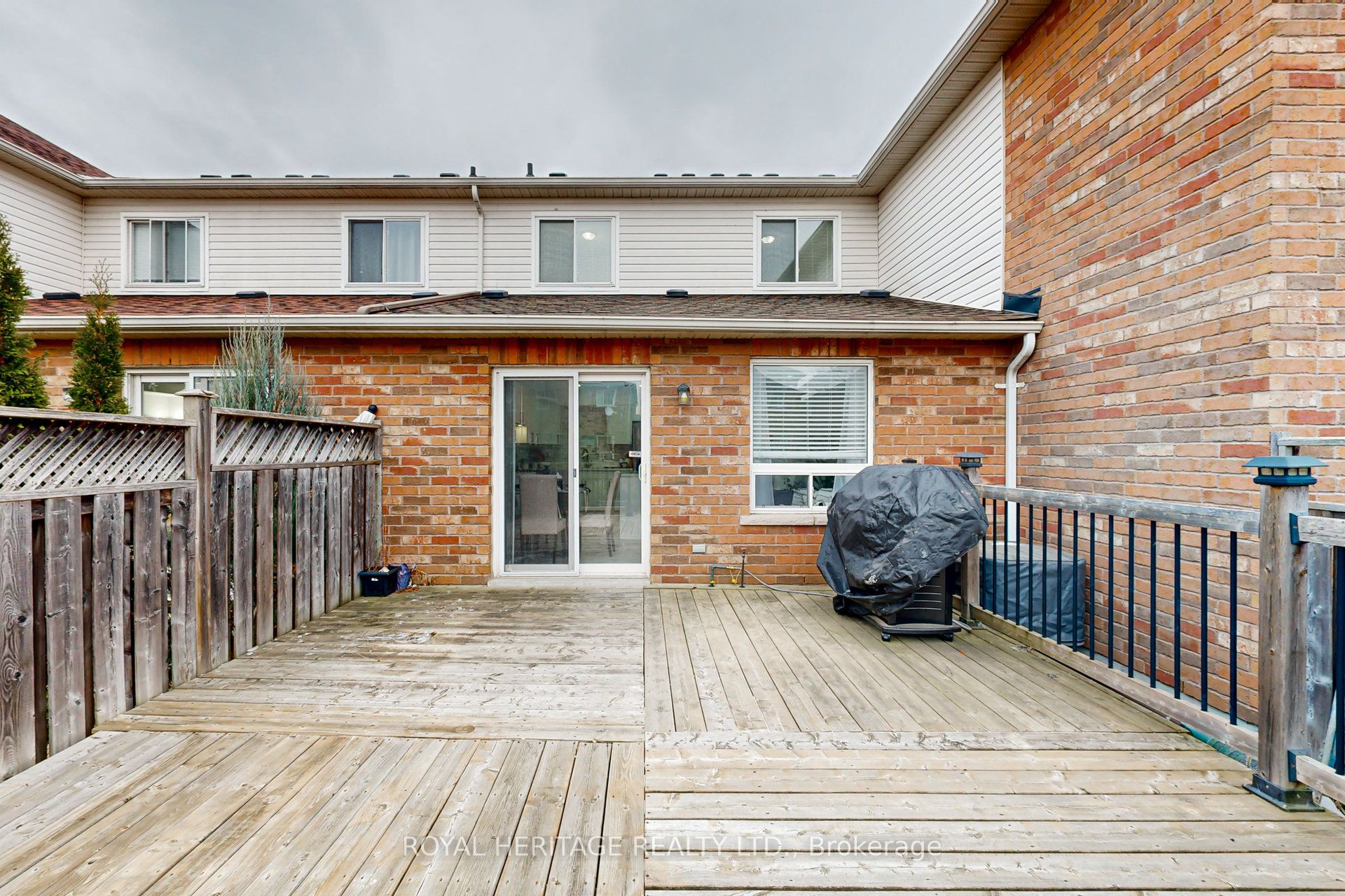 Photo 33 of 83 Presley Crescent, Whitby, Williamsburg — HOMEH