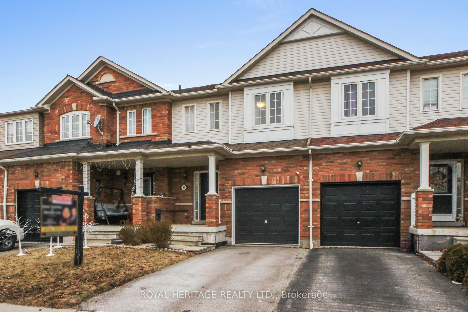 Photo 2 of 83 Presley Crescent, Whitby, Williamsburg — HOMEH