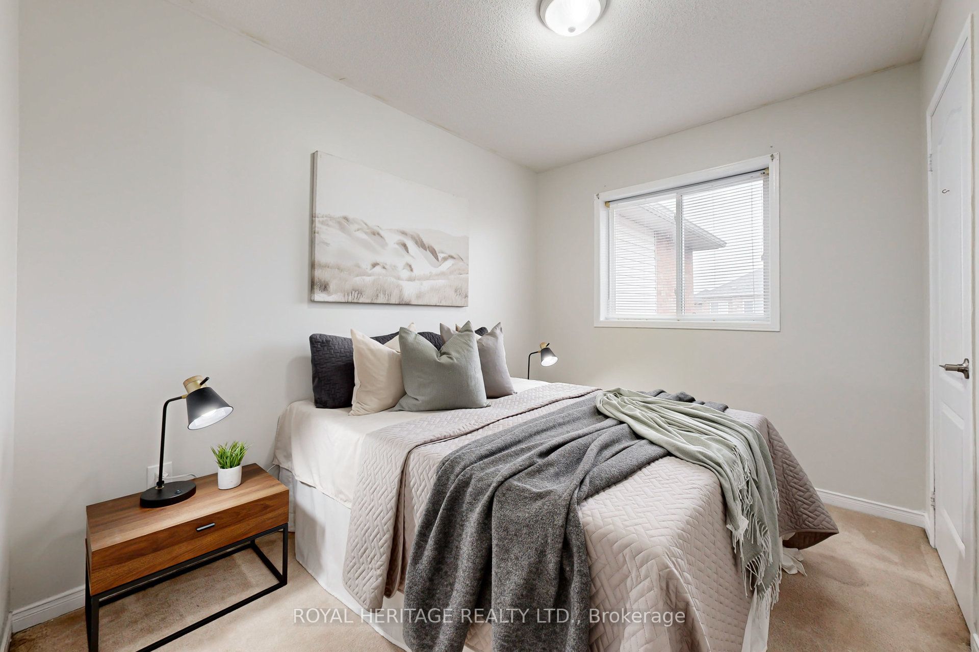 Photo 30 of 83 Presley Crescent, Whitby, Williamsburg — HOMEH
