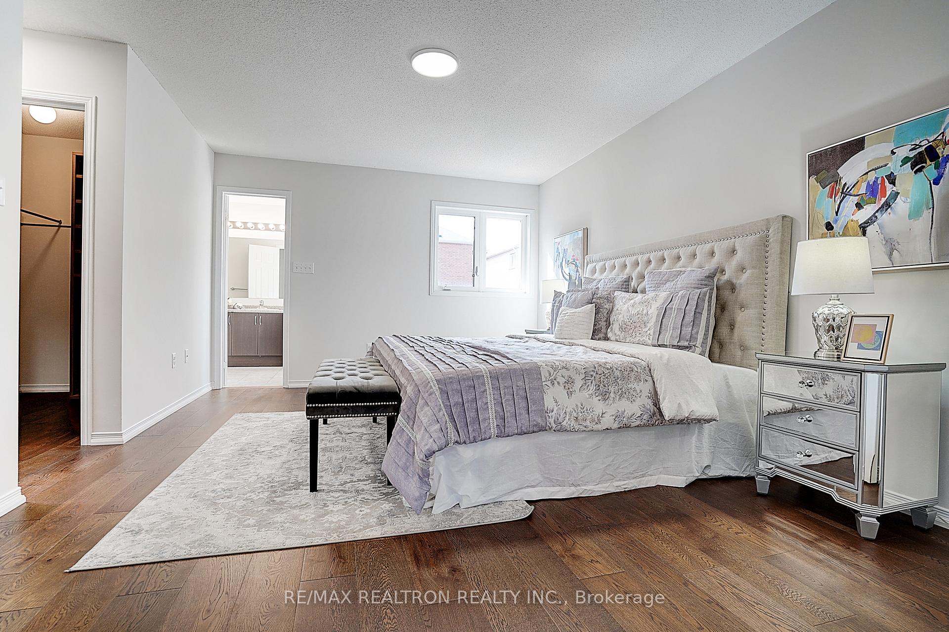 Photo 27 of 30 Big Hill Crescent, Vaughan, Patterson — HOMEH