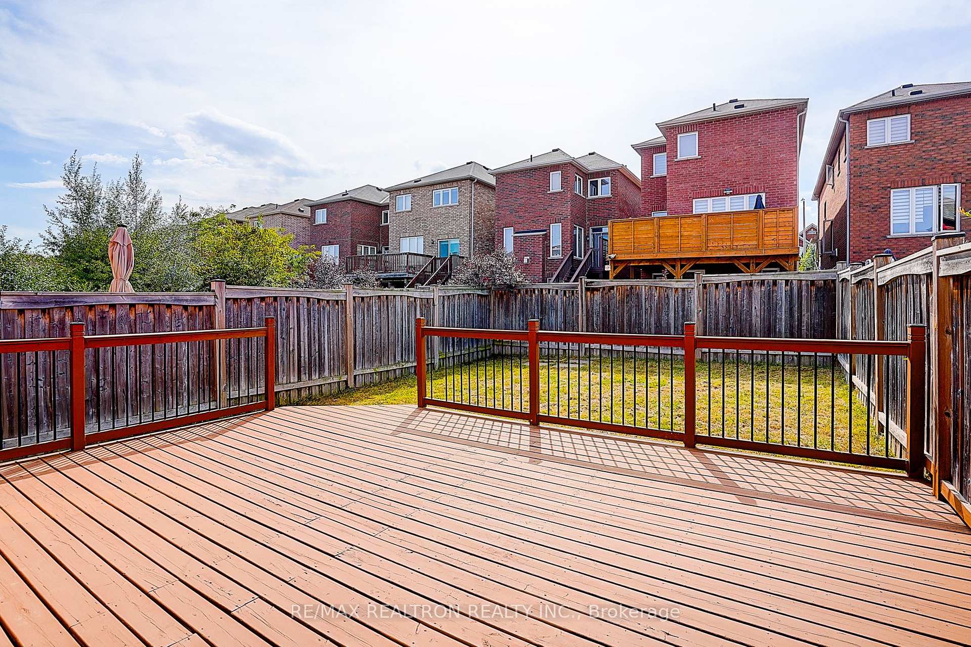 Photo 42 of 30 Big Hill Crescent, Vaughan, Patterson — HOMEH
