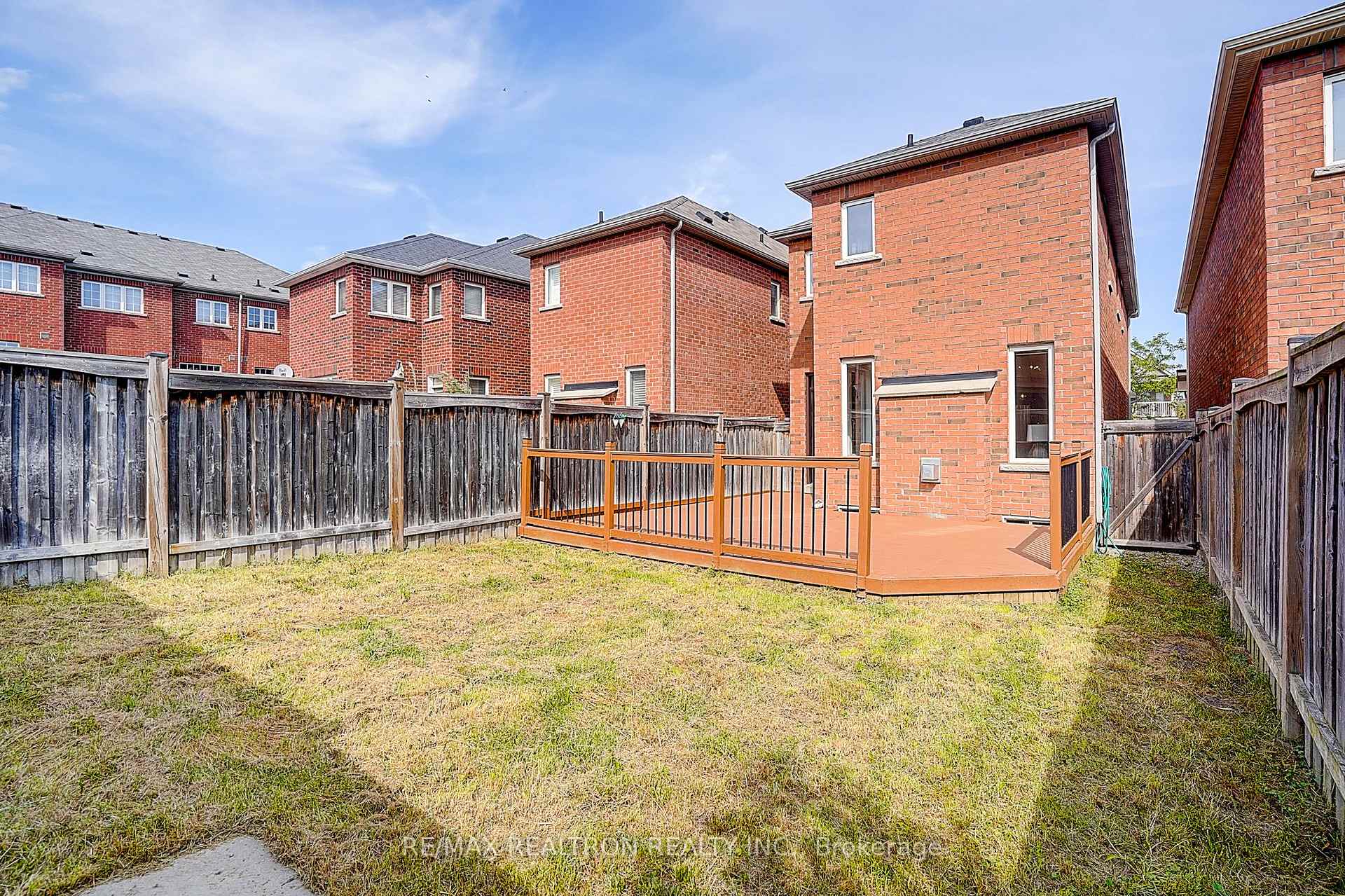 Photo 44 of 30 Big Hill Crescent, Vaughan, Patterson — HOMEH
