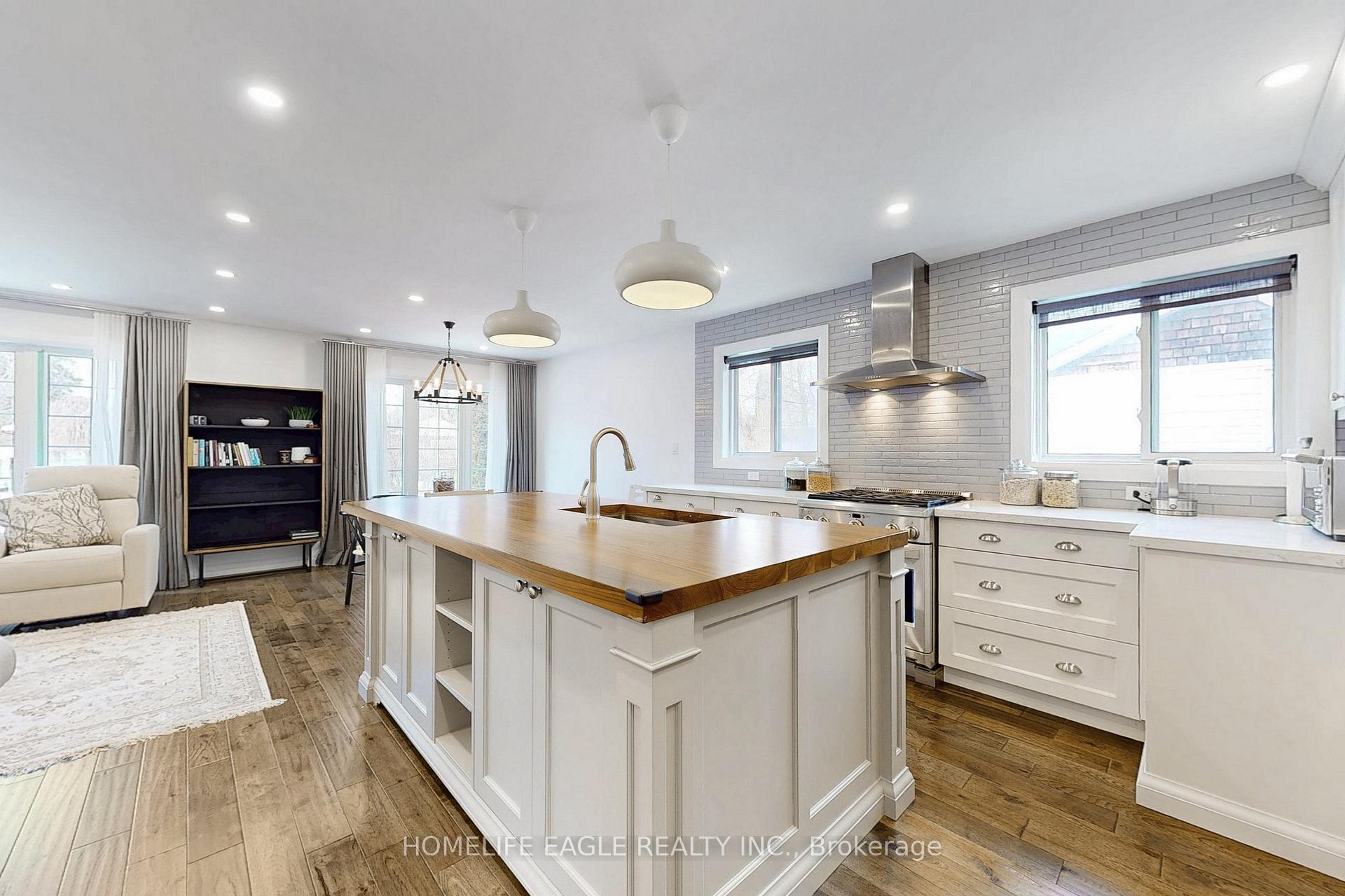 Photo 8 of 723 Victory Drive, Pickering, West Shore — HOMEH
