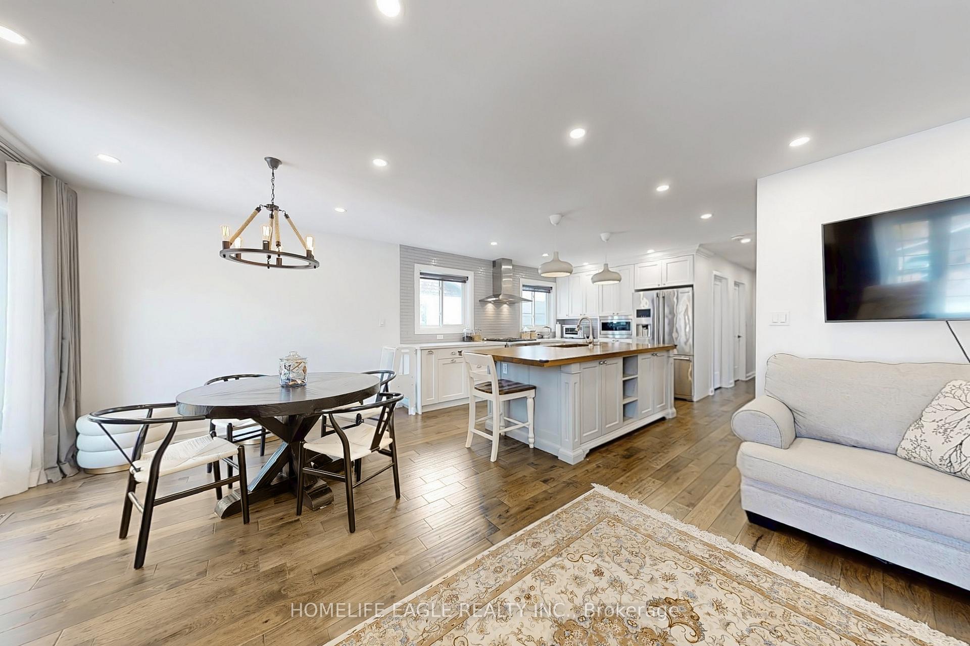 Photo 9 of 723 Victory Drive, Pickering, West Shore — HOMEH
