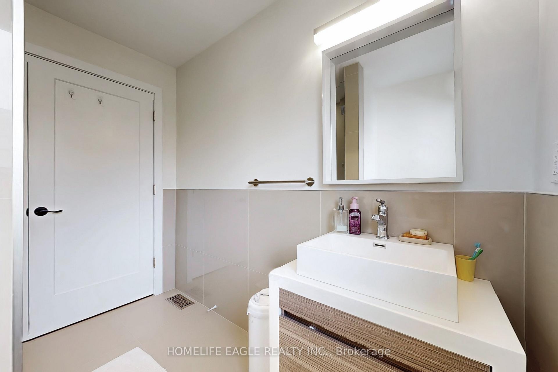 Photo 19 of 723 Victory Drive, Pickering, West Shore — HOMEH