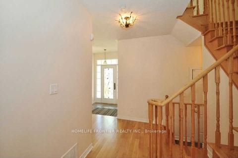 Photo 2 of 17 Landwood Avenue, Vaughan, Patterson — HOMEH