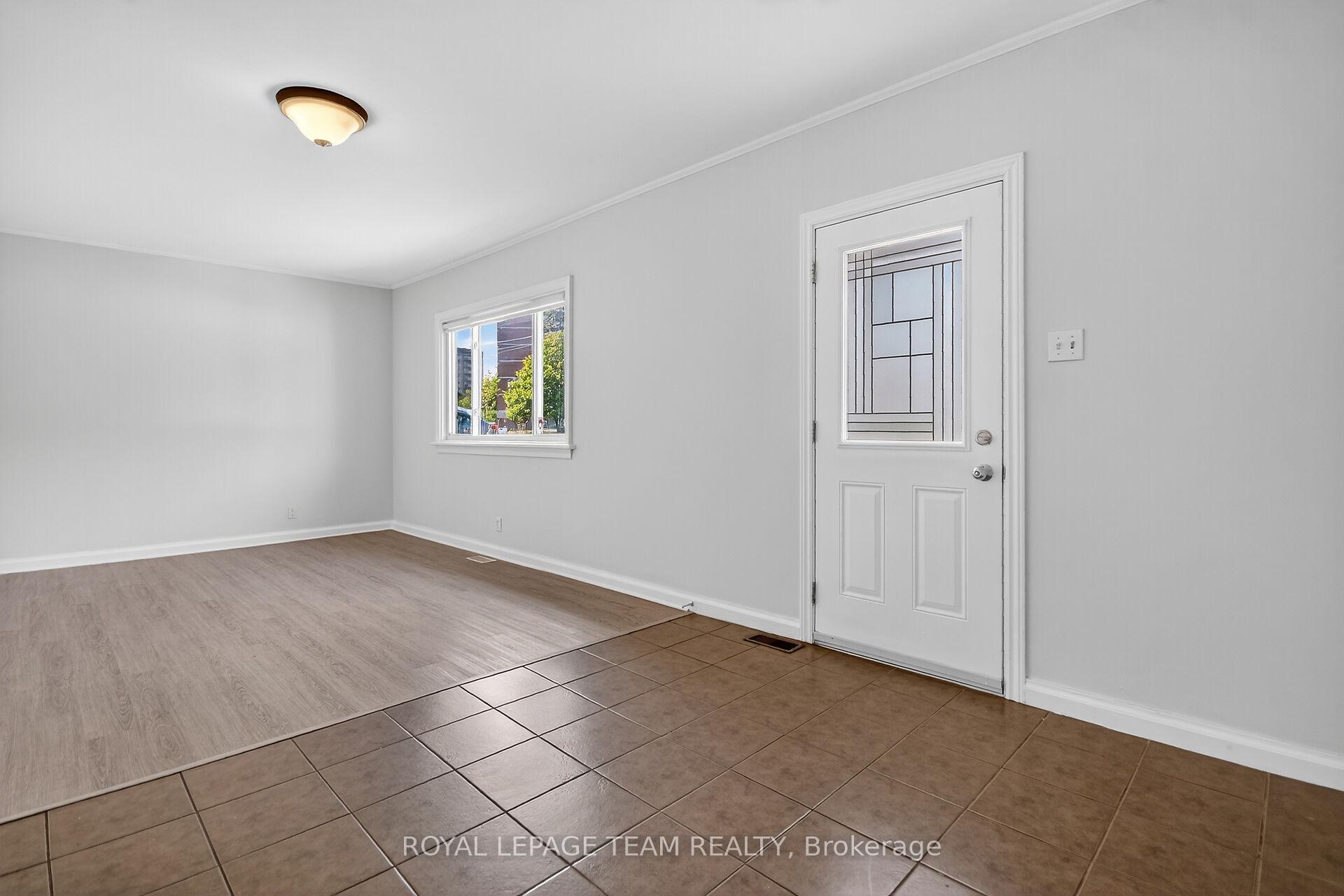 Photo 22 of 2822 Richmond Road, Ottawa, Fairfield Heights — HOMEH