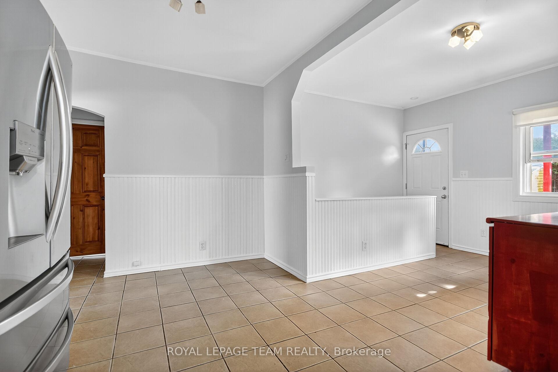 Photo 16 of 2822 Richmond Road, Ottawa, Fairfield Heights — HOMEH