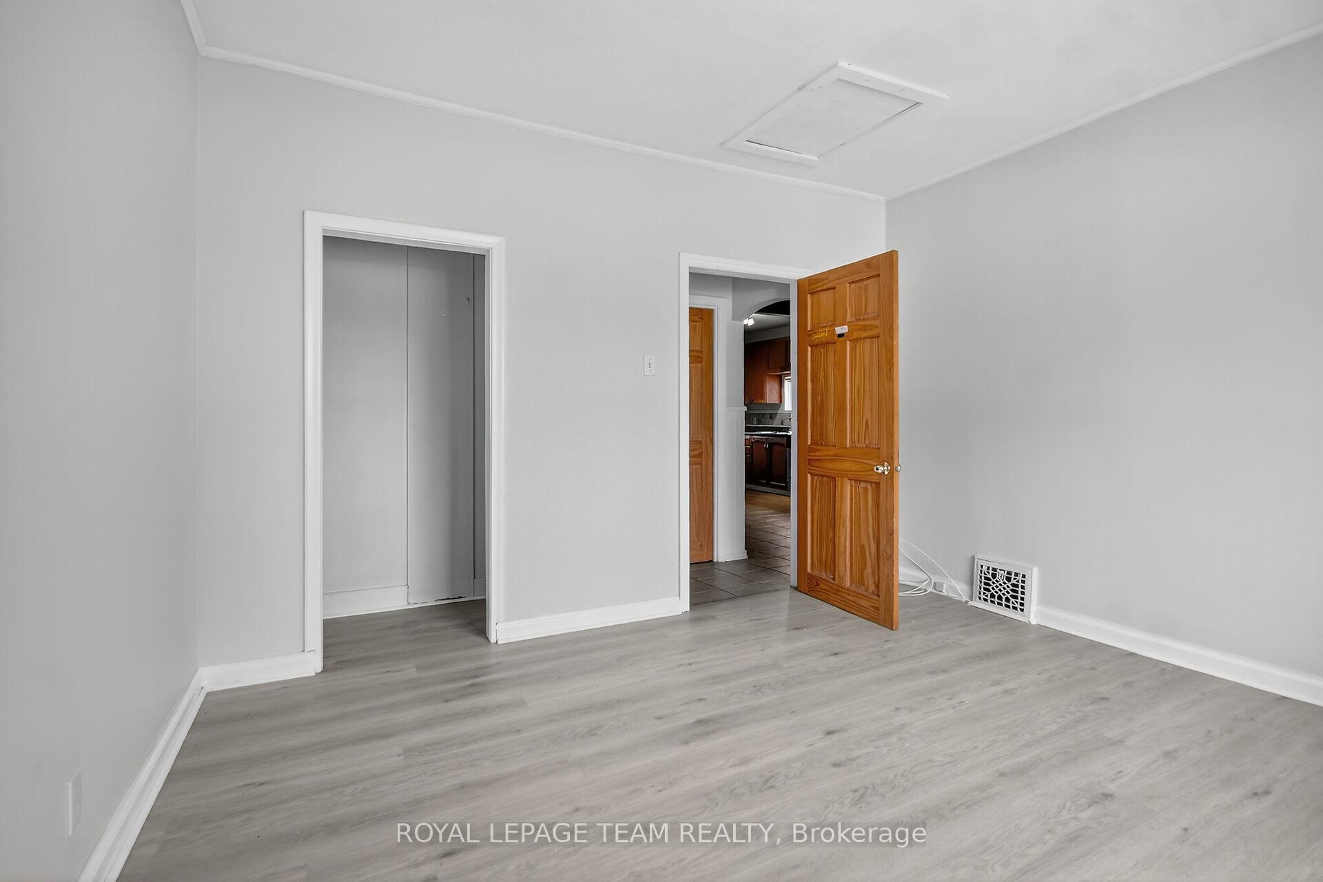 Photo 19 of 2822 Richmond Road, Ottawa, Fairfield Heights — HOMEH