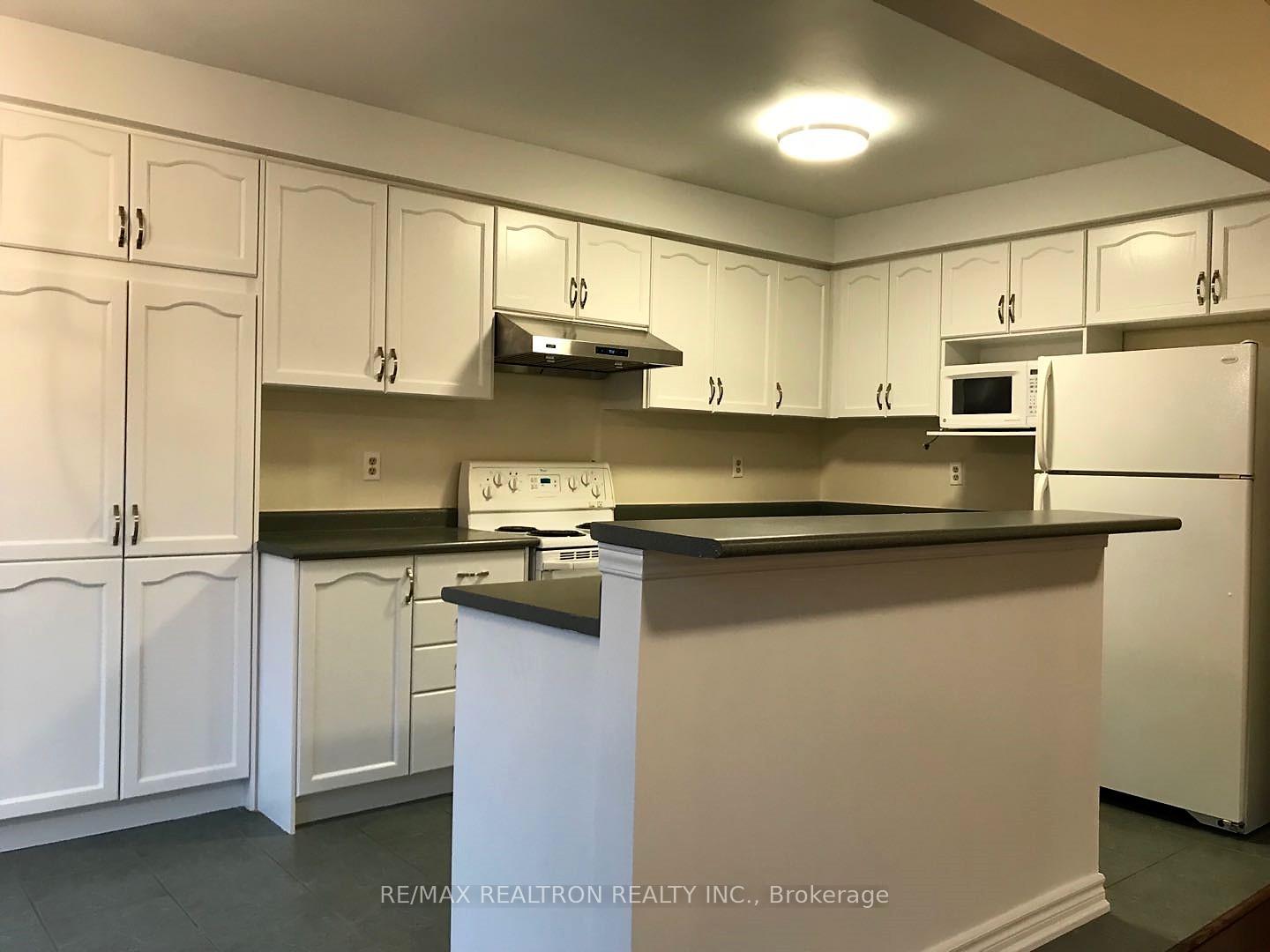 Photo 9 of 155 Forest Run Boulevard, Vaughan, Patterson — HOMEH
