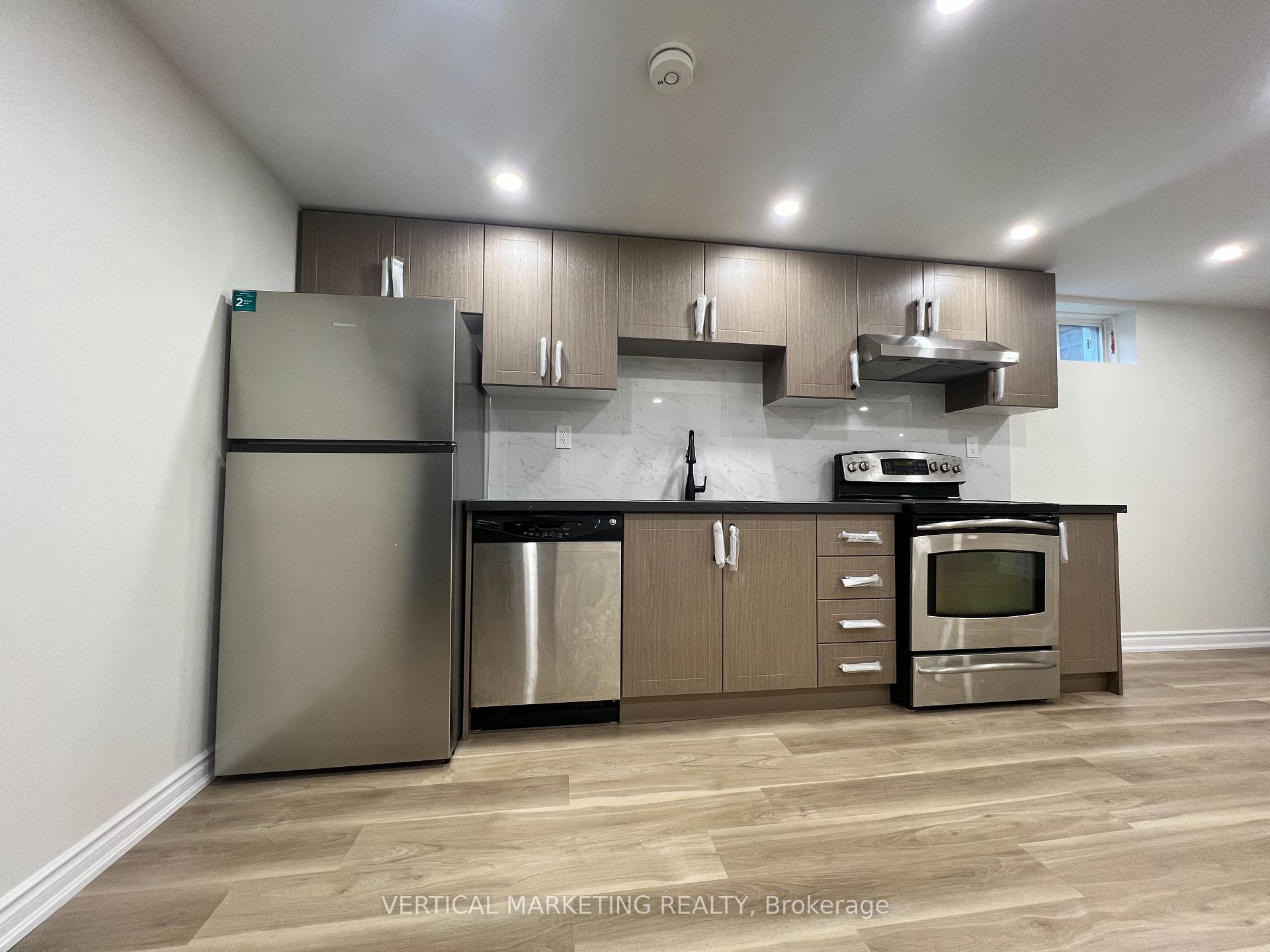 Photo 3 of 68 Campi Road, Vaughan, Vellore Village — HOMEH