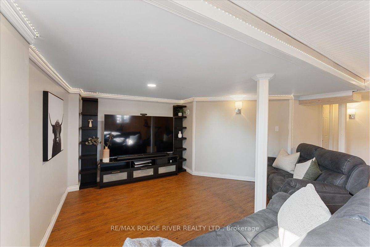 Photo 26 of 161 Kirkland Place, Whitby, Williamsburg — HOMEH