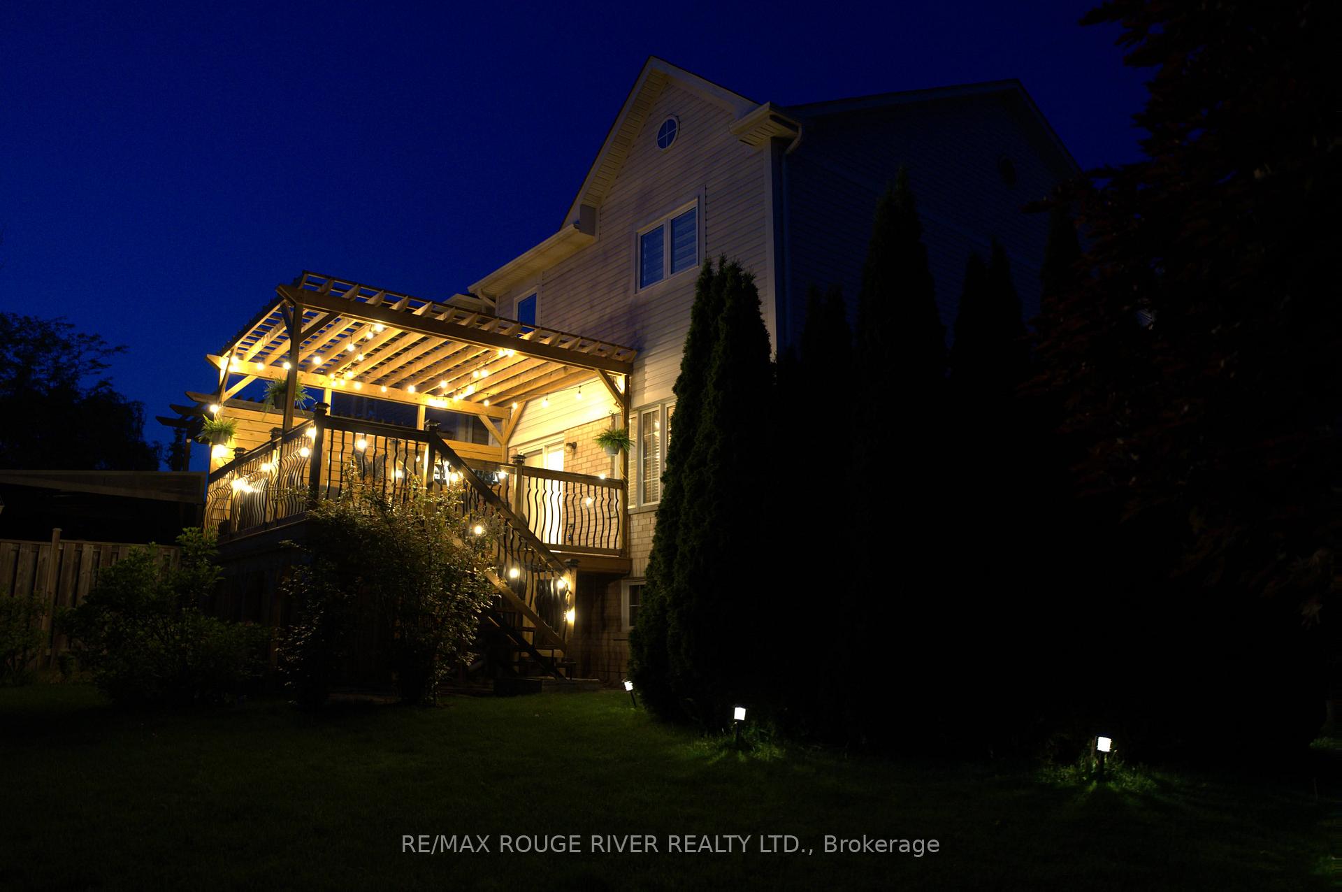 Photo 36 of 161 Kirkland Place, Whitby, Williamsburg — HOMEH