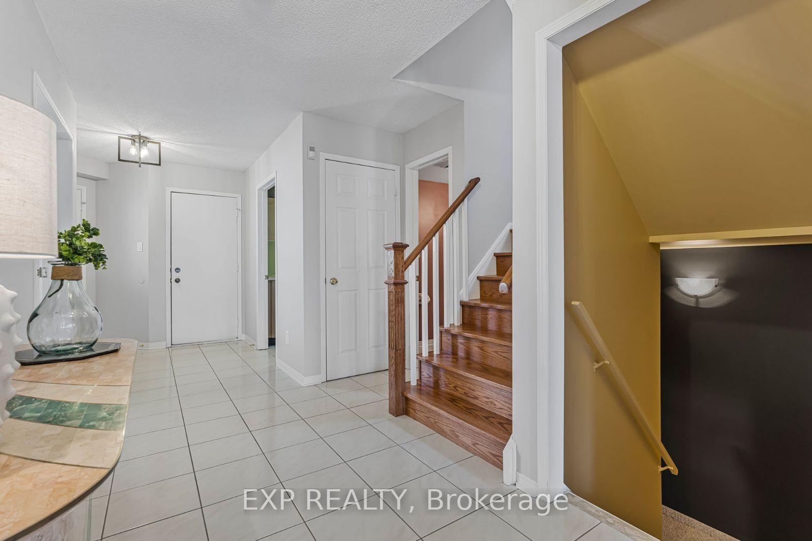 Photo 9 of 238 Senator Street, Pickering, Highbush — HOMEH