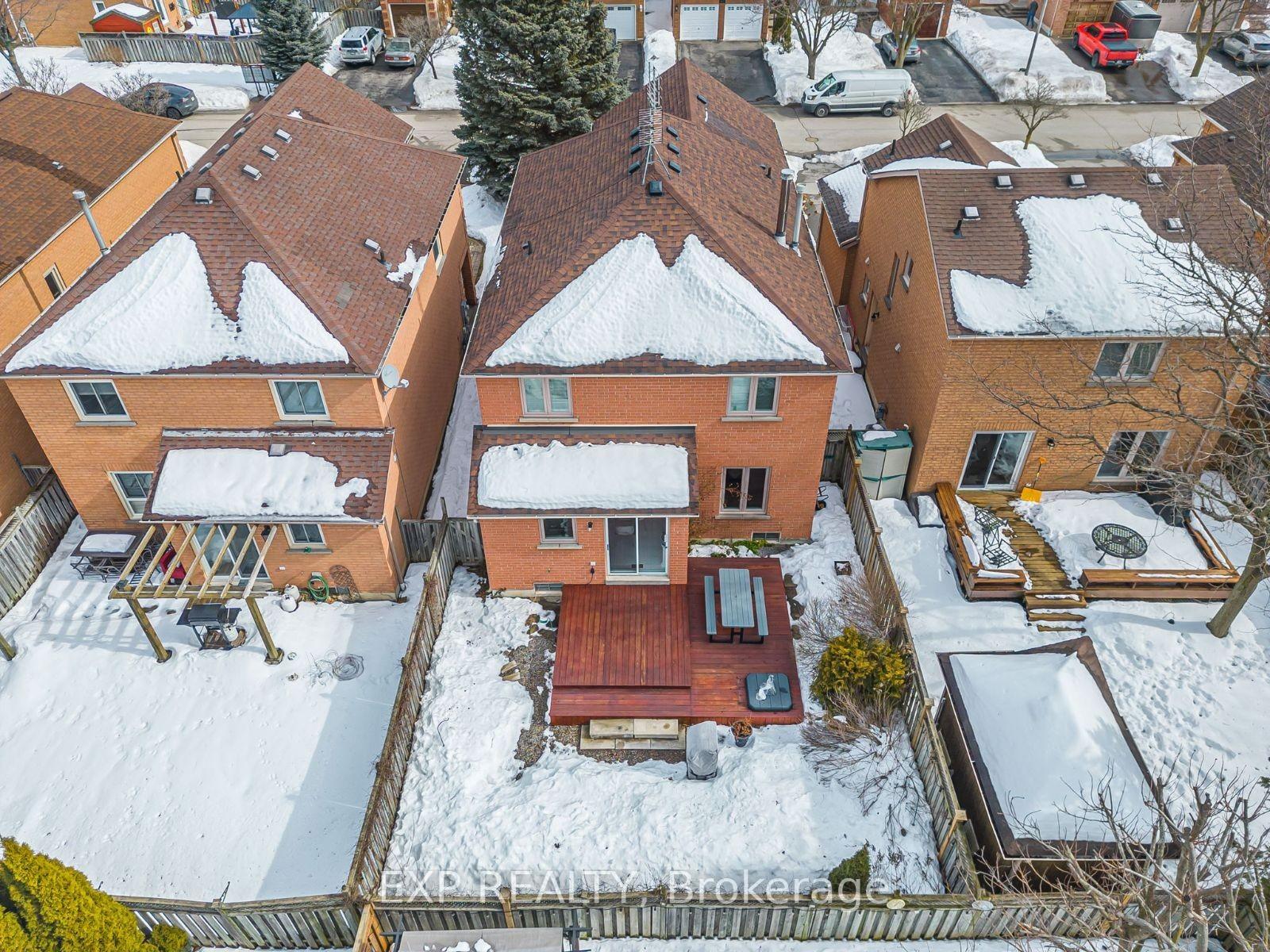 Photo 40 of 238 Senator Street, Pickering, Highbush — HOMEH