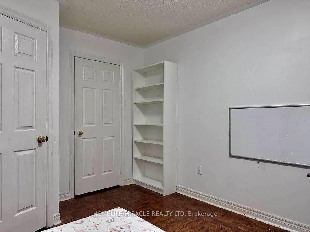 Photo 11 of 54 Pottery Place, Vaughan, East Woodbridge — HOMEH