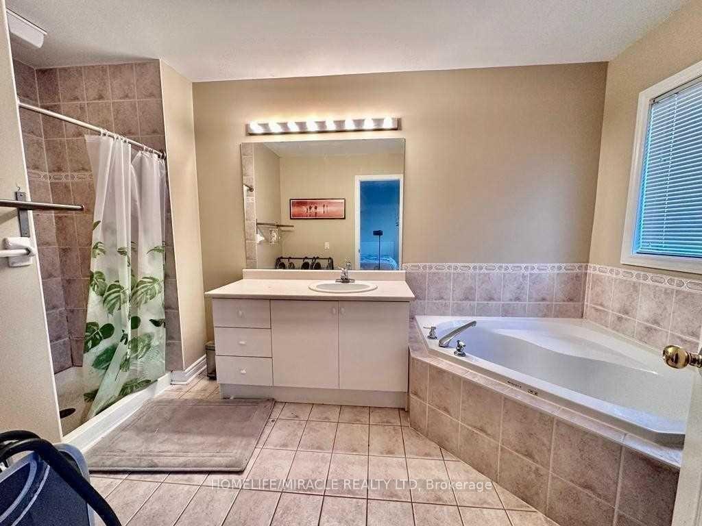 Photo 13 of 54 Pottery Place, Vaughan, East Woodbridge — HOMEH