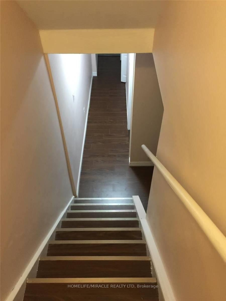Photo 17 of 54 Pottery Place, Vaughan, East Woodbridge — HOMEH
