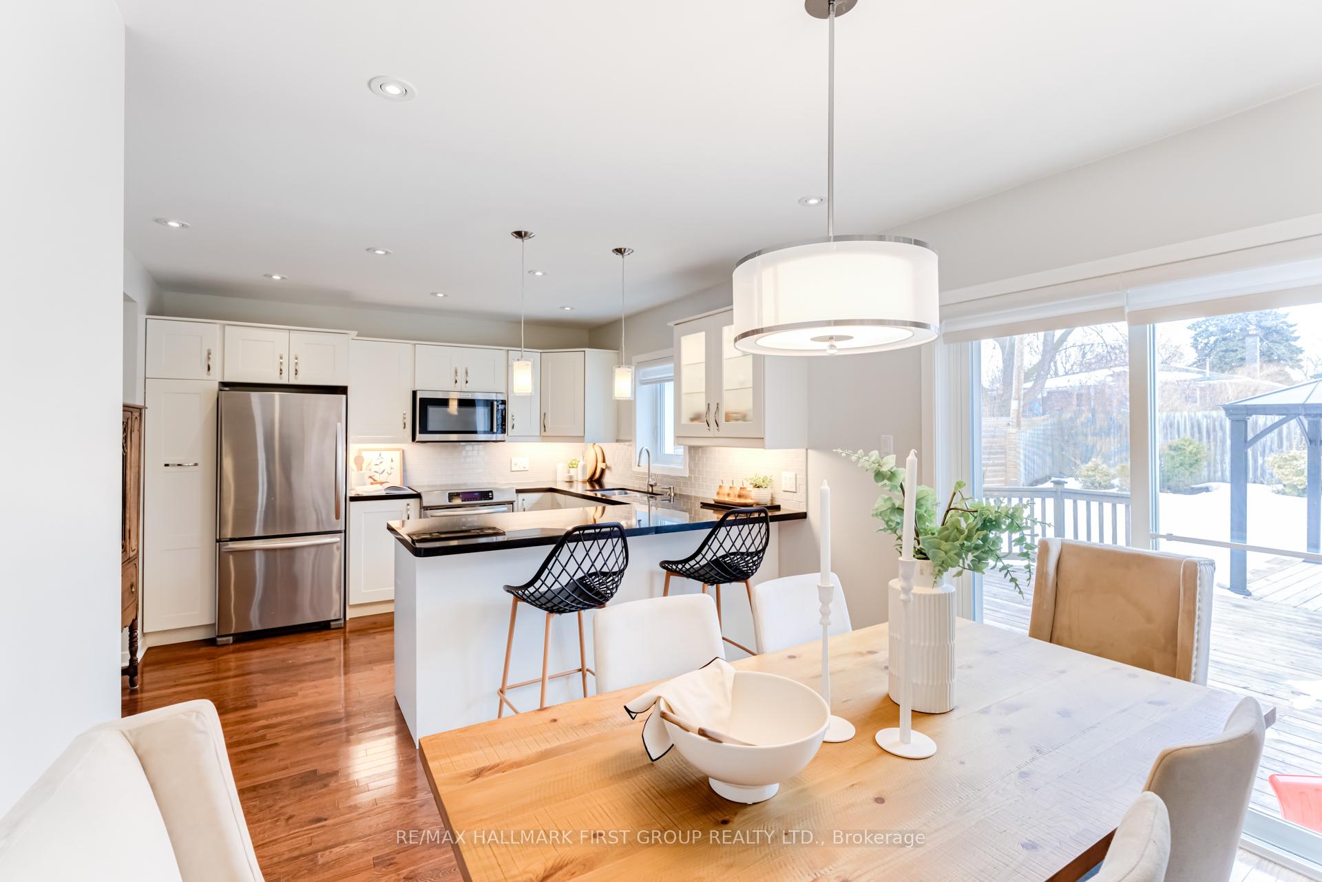 Photo 8 of 855 Modlin Road, Pickering, Bay Ridges — HOMEH