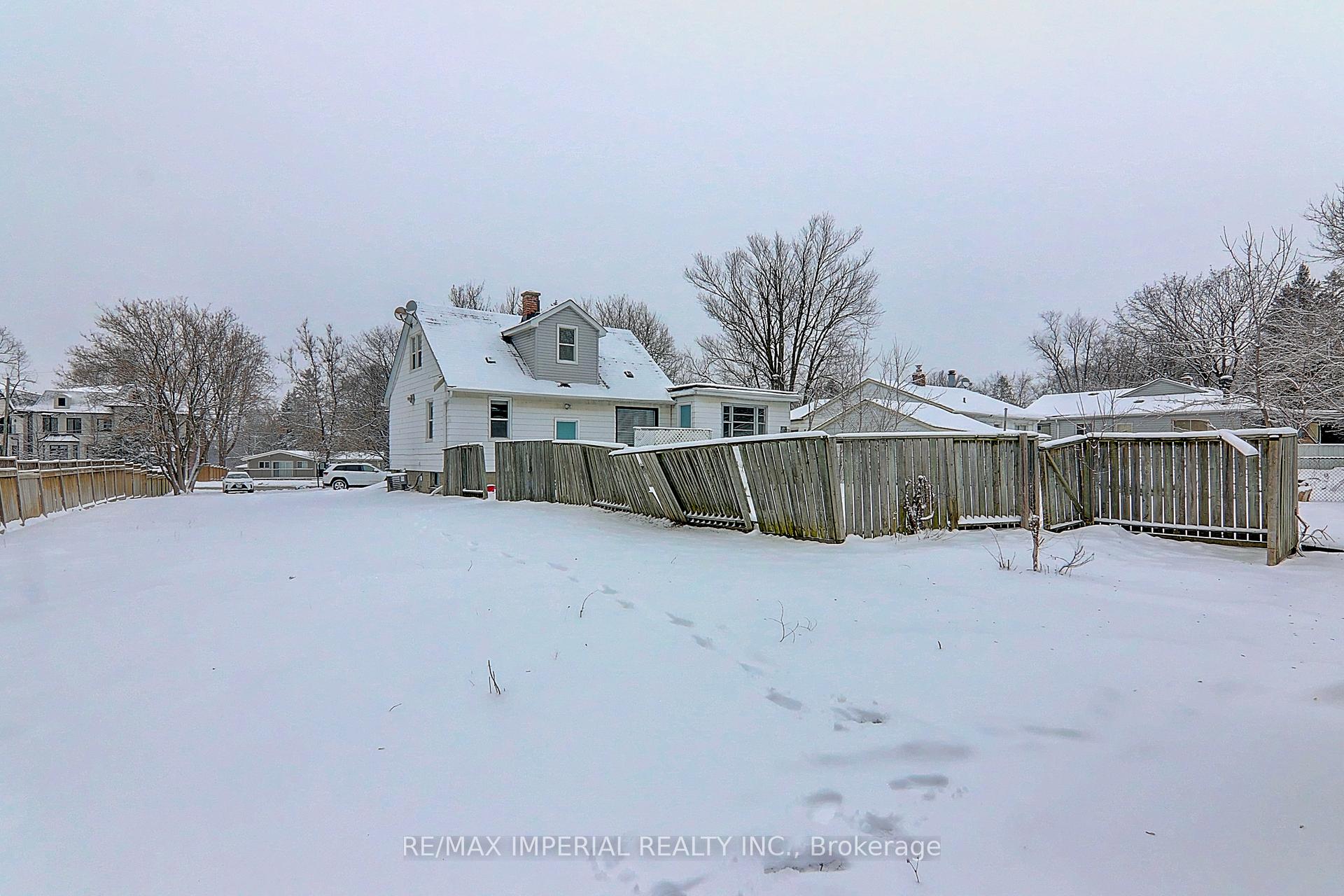 Photo 6 of 49 Sunset Beach (M & 2nd) Road, Richmond Hill, Oak Ridges Lake Wilcox — HOMEH