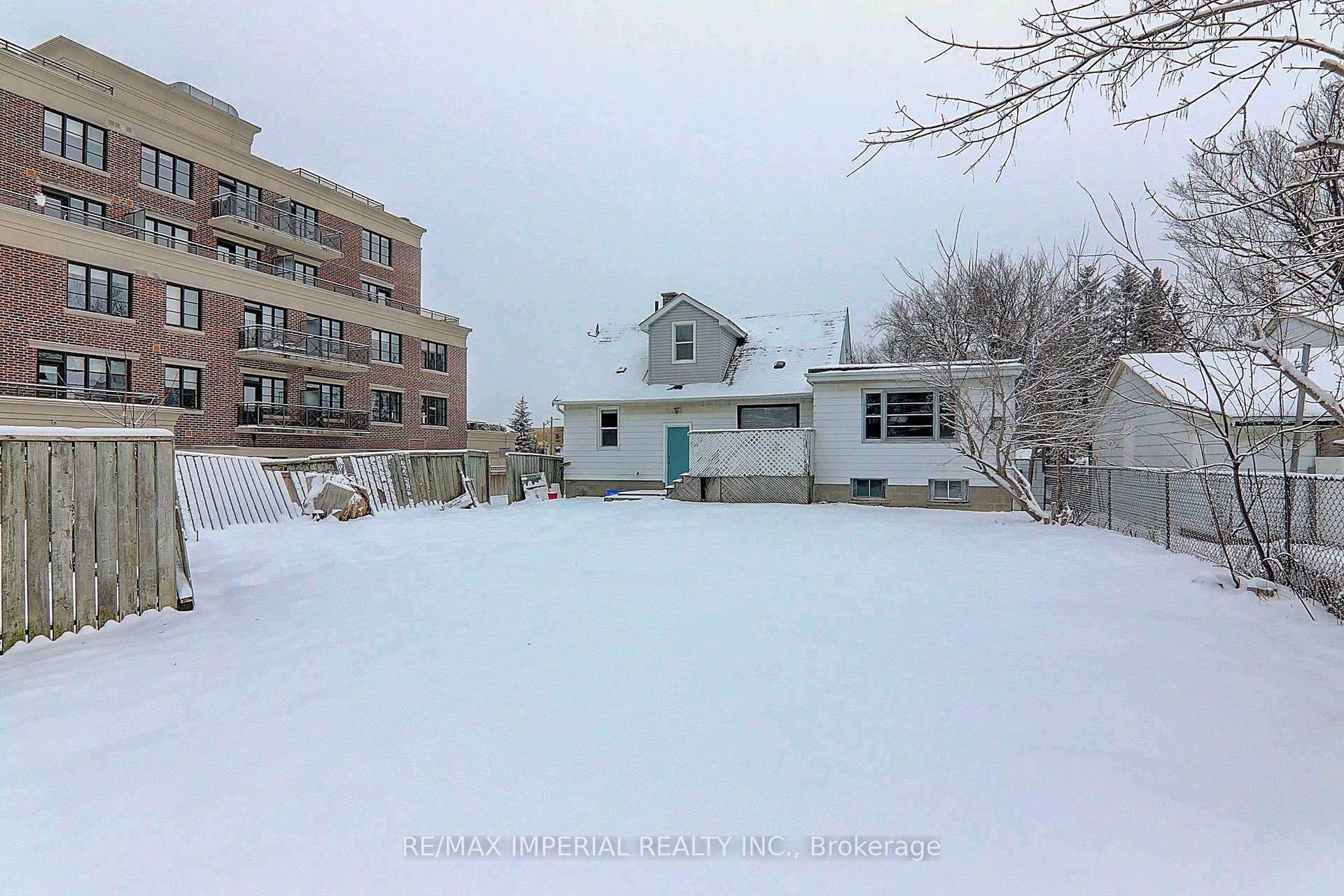 Photo 7 of 49 Sunset Beach (M & 2nd) Road, Richmond Hill, Oak Ridges Lake Wilcox — HOMEH