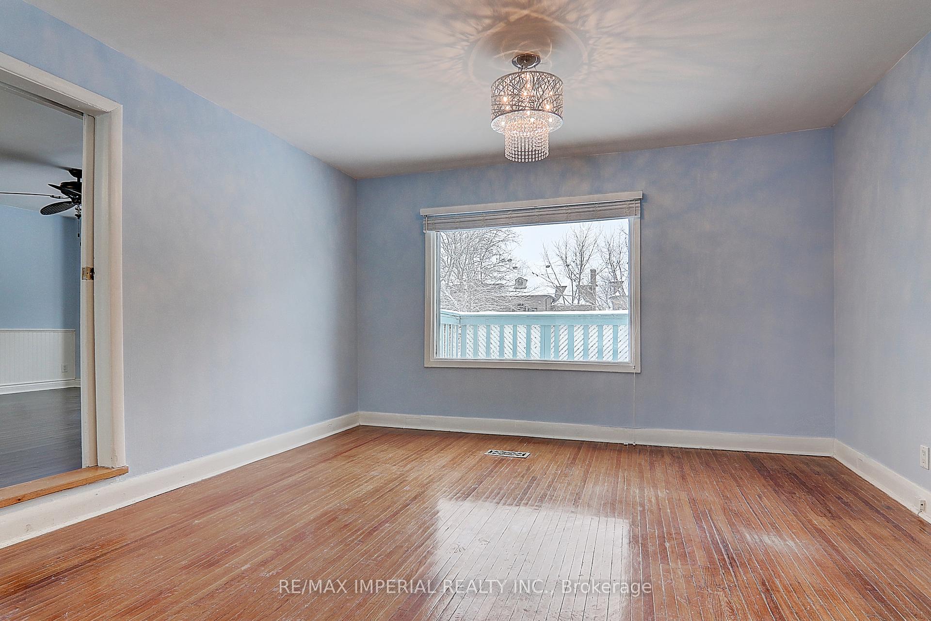 Photo 18 of 49 Sunset Beach (M & 2nd) Road, Richmond Hill, Oak Ridges Lake Wilcox — HOMEH