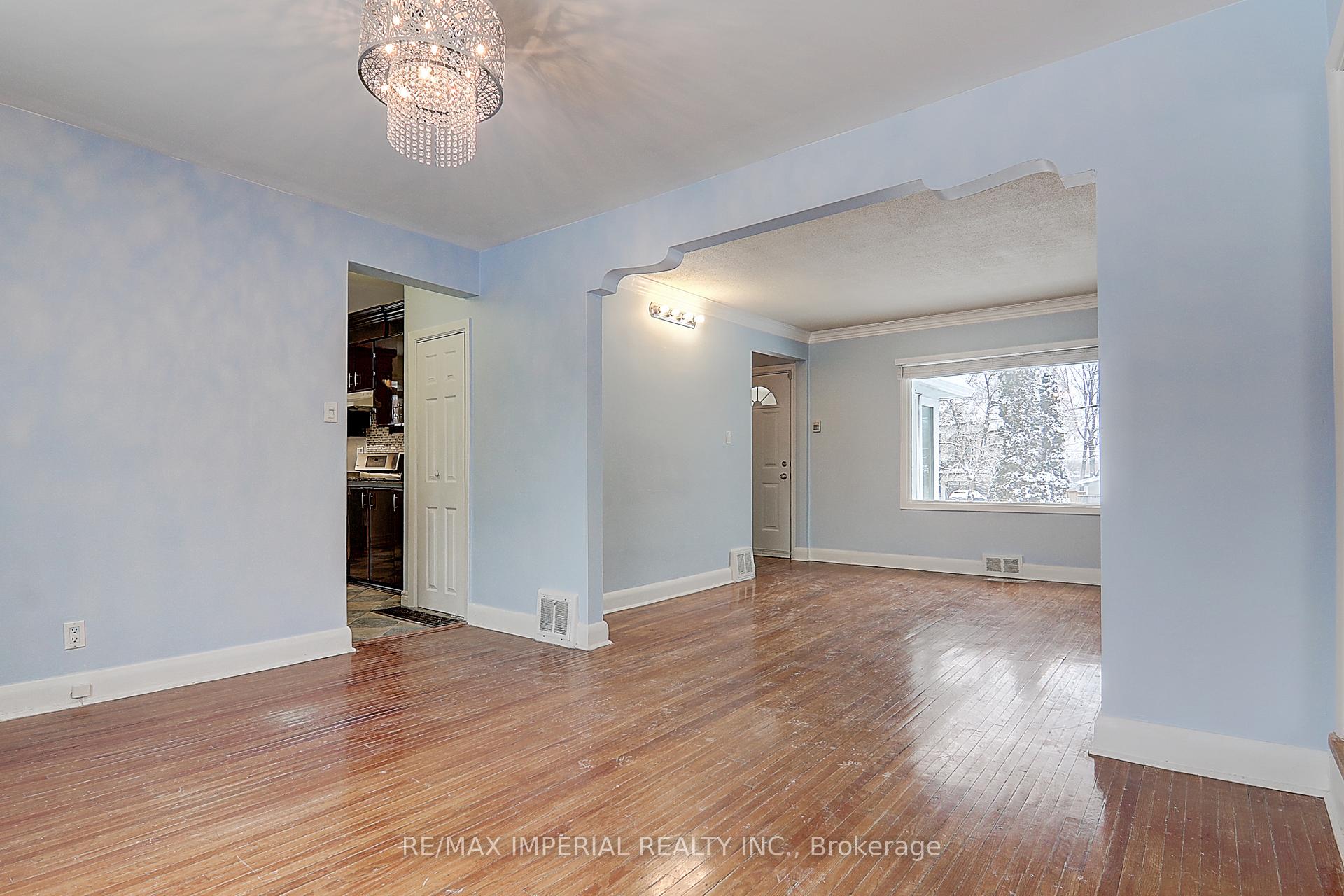 Photo 21 of 49 Sunset Beach (M & 2nd) Road, Richmond Hill, Oak Ridges Lake Wilcox — HOMEH