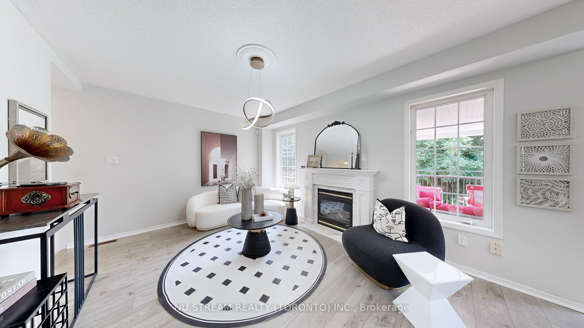 Photo 13 of 11 Hulley Crescent, Ajax, South East — HOMEH