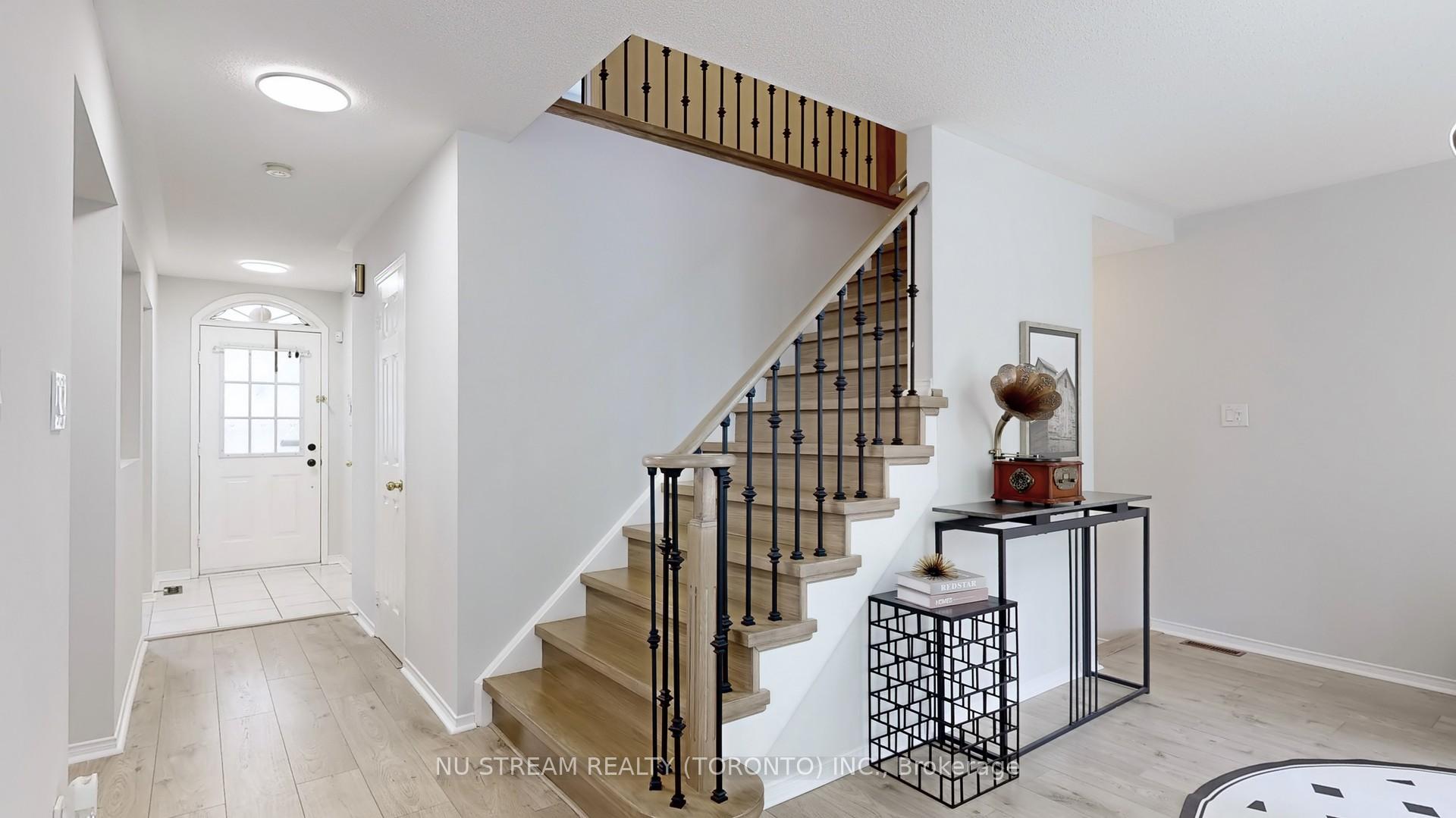 Photo 18 of 11 Hulley Crescent, Ajax, South East — HOMEH