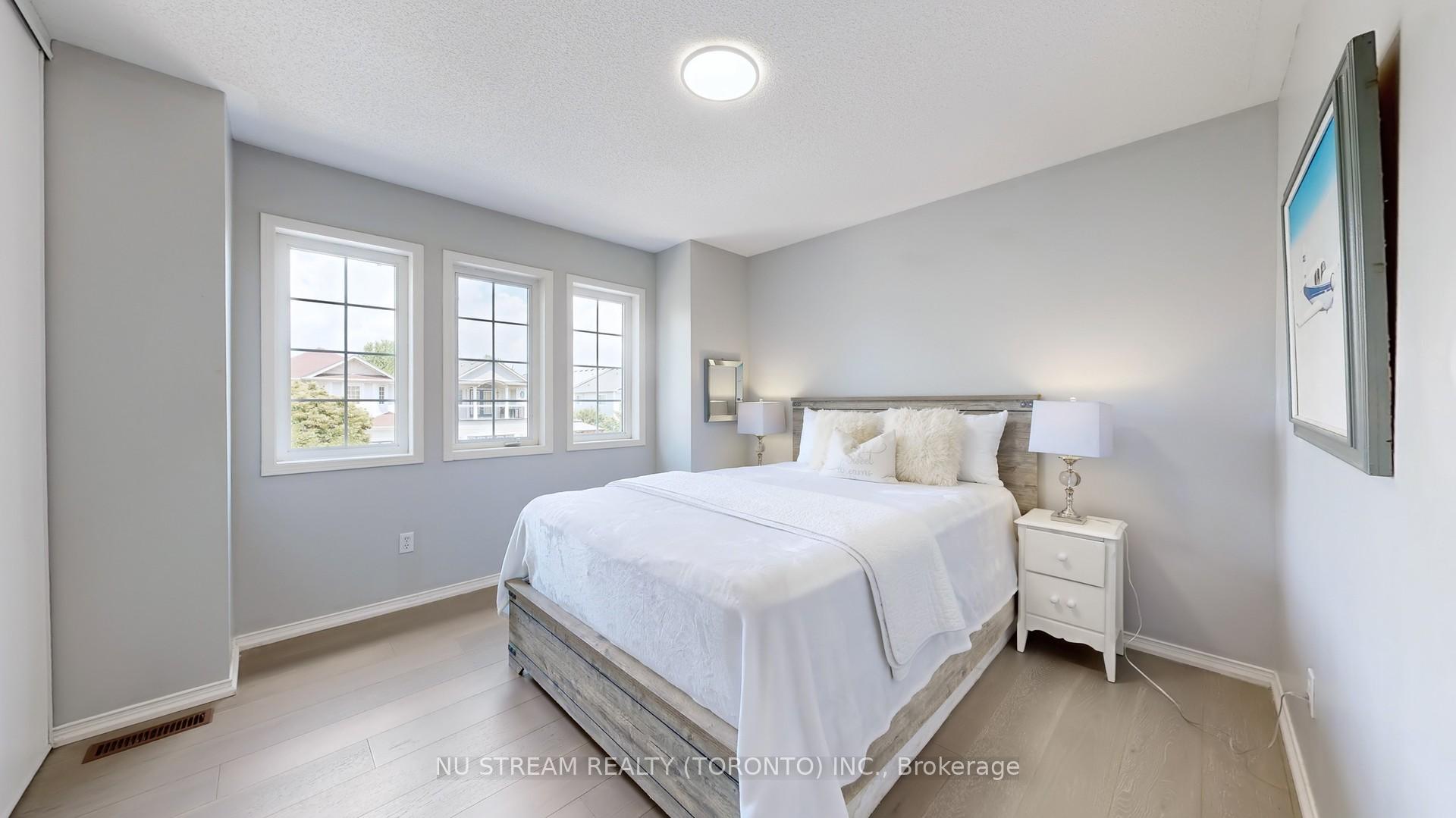 Photo 26 of 11 Hulley Crescent, Ajax, South East — HOMEH