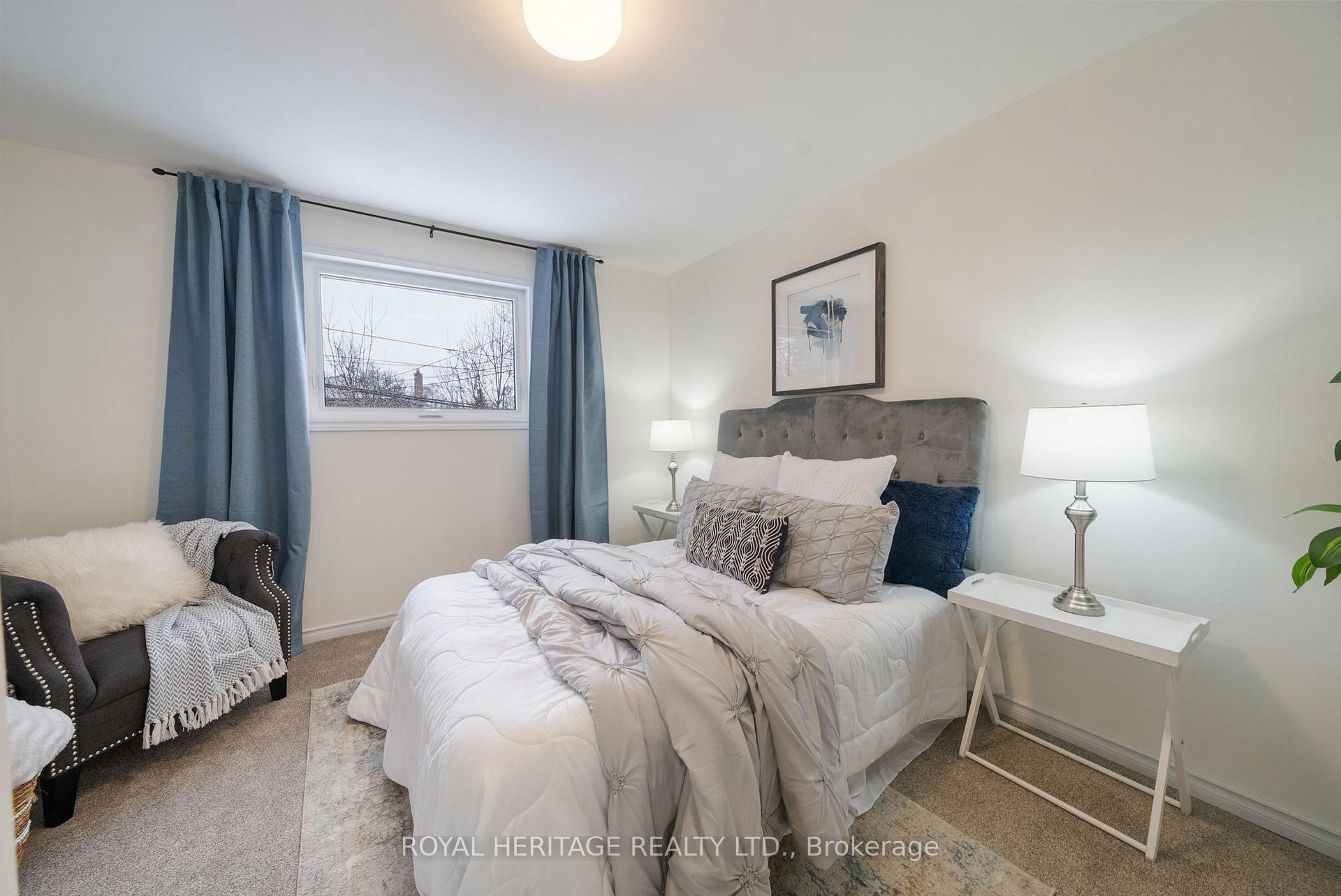 Photo 21 of 921 Krosno Boulevard, Pickering, Bay Ridges — HOMEH