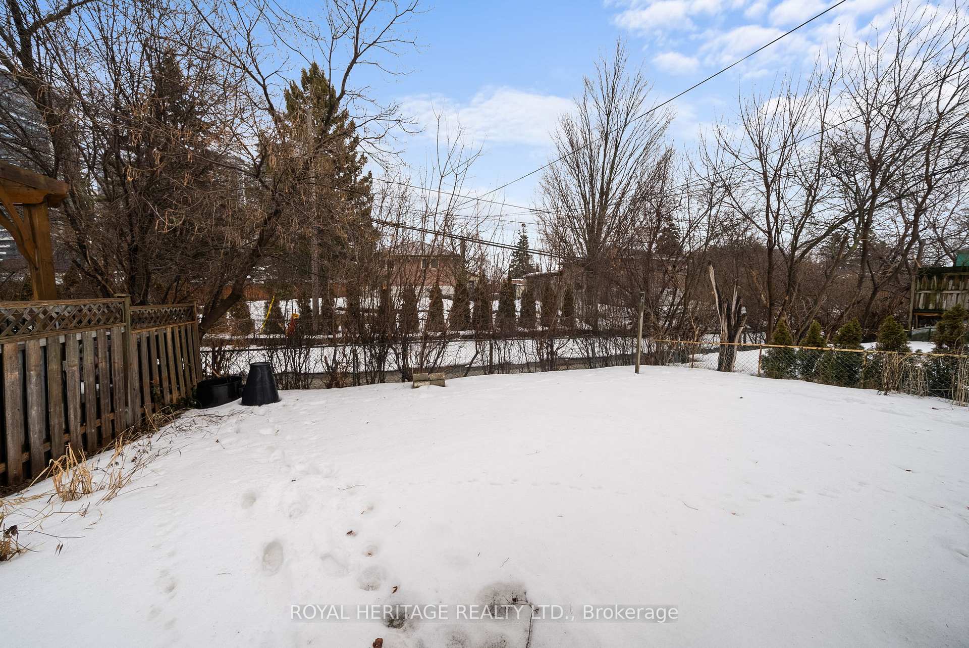 Photo 31 of 921 Krosno Boulevard, Pickering, Bay Ridges — HOMEH