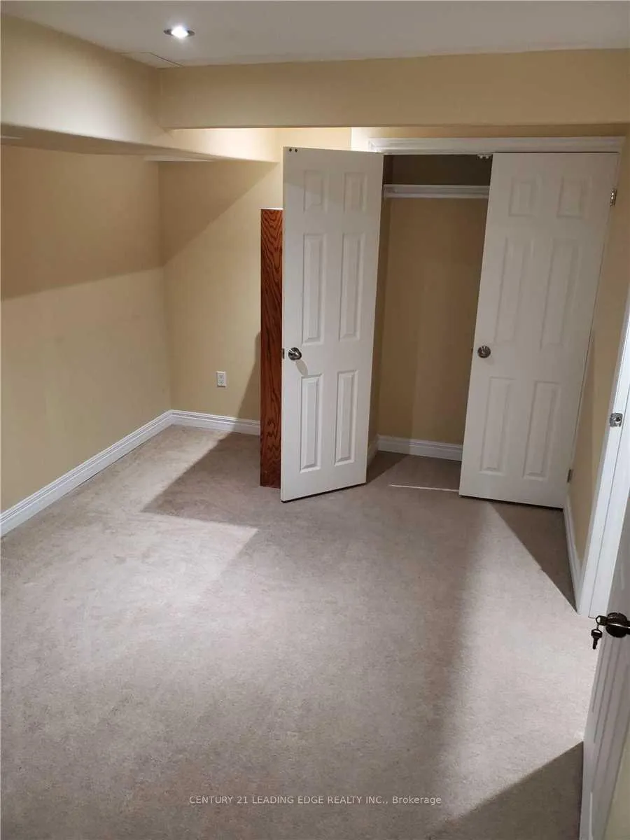 Photo 3 of Unit Bsmt, 5 Aldonschool Crescent, Ajax, South East — HOMEH