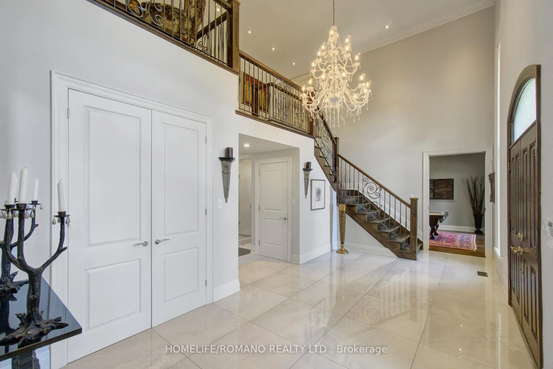 Photo 10 of 12 Hedgerow Lane, Vaughan, Kleinburg — HOMEH