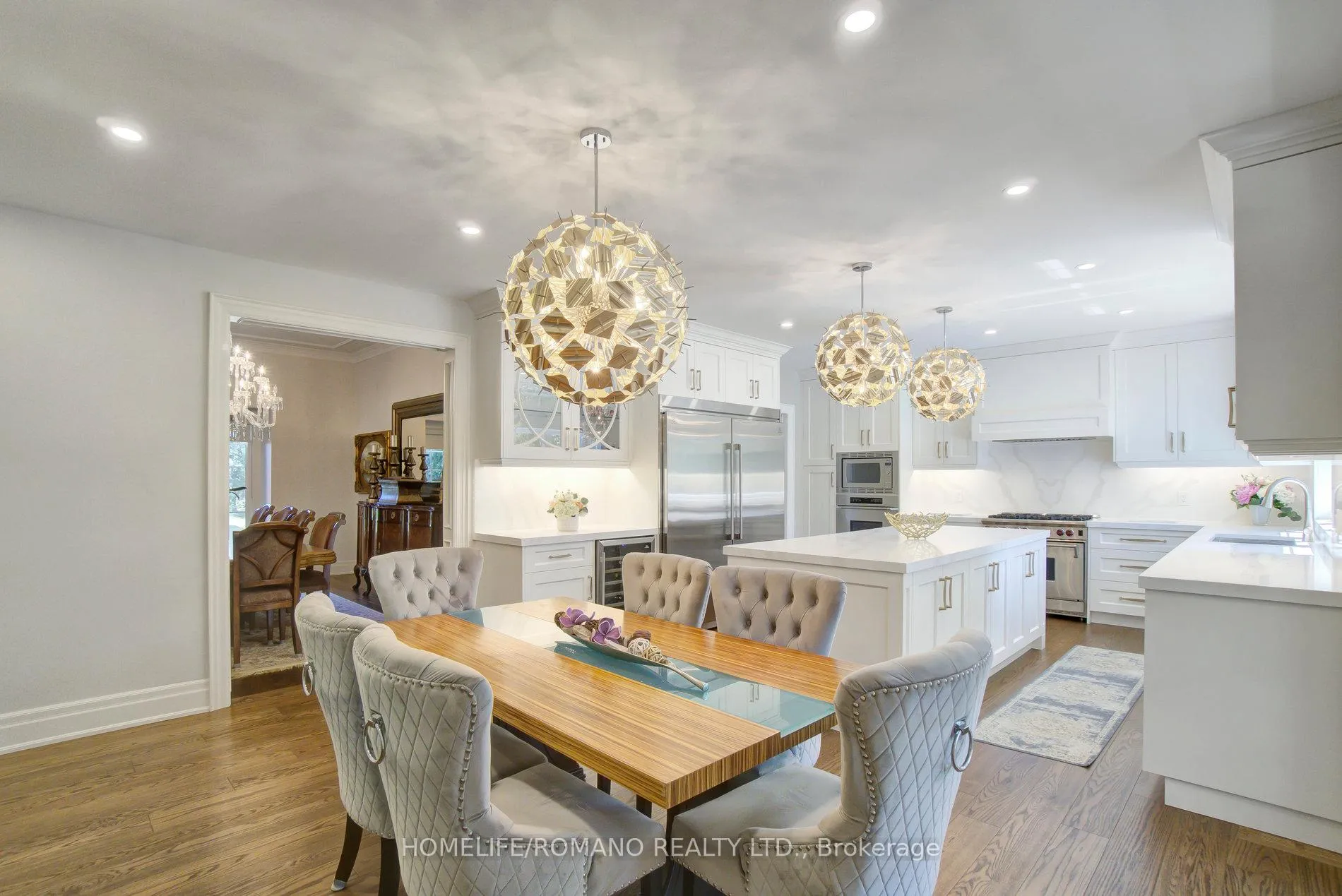 Photo 16 of 12 Hedgerow Lane, Vaughan, Kleinburg — HOMEH